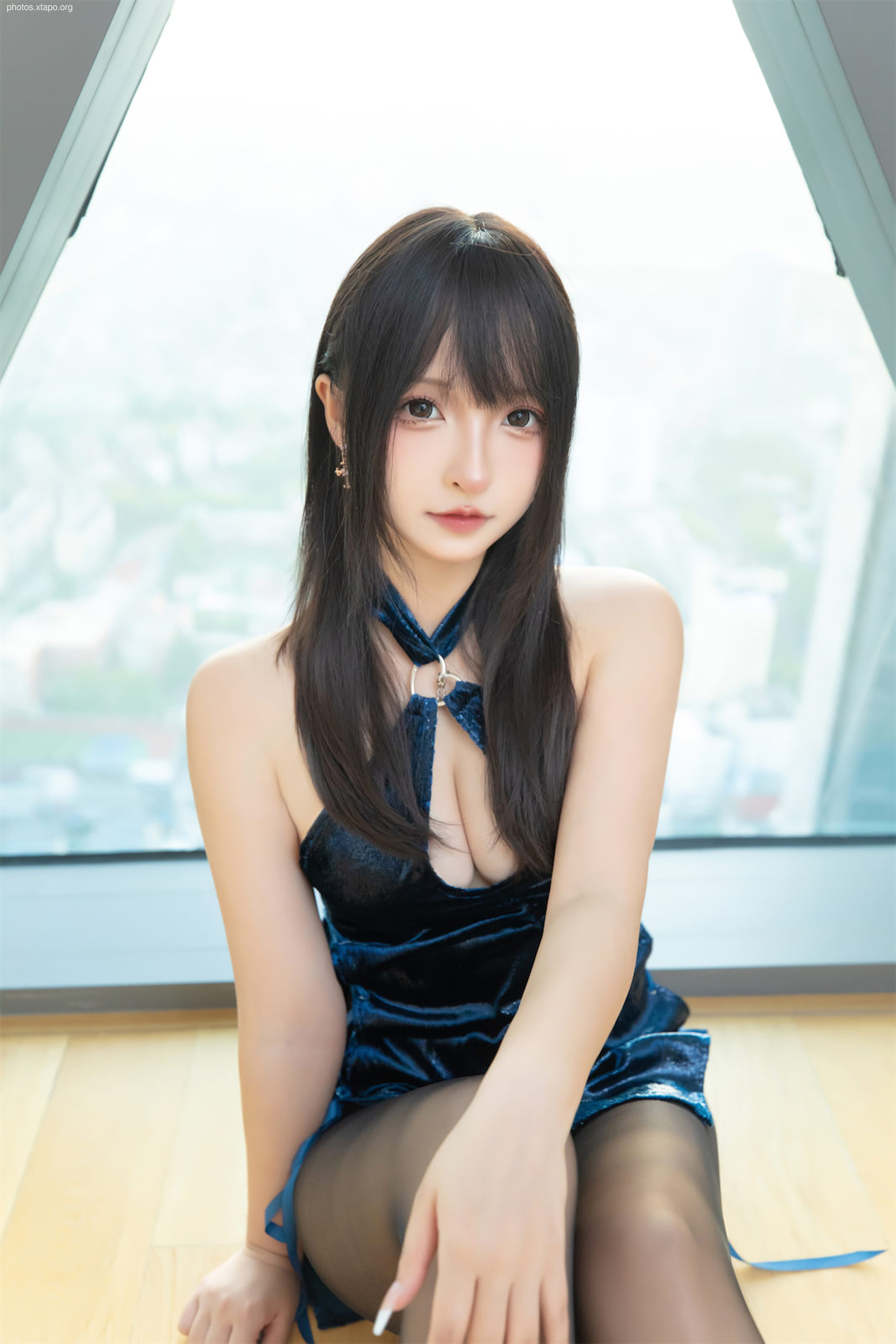 Kamika Saka Zhen winter blue cheongsam 75p2v