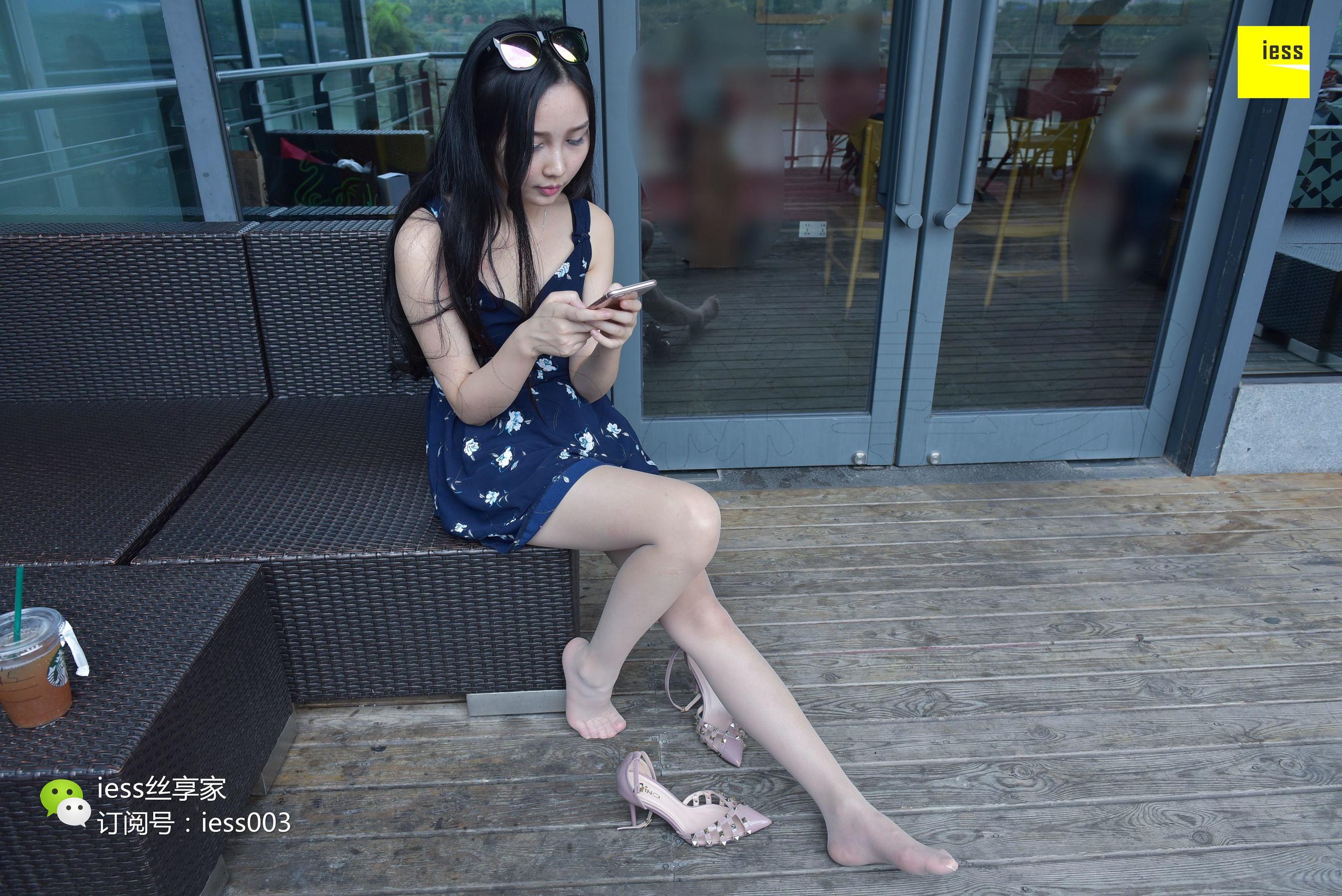 Si Xiangjia 038 Xinxin Girl in the Sun in Starbucks II IESS Thoughts and Fun