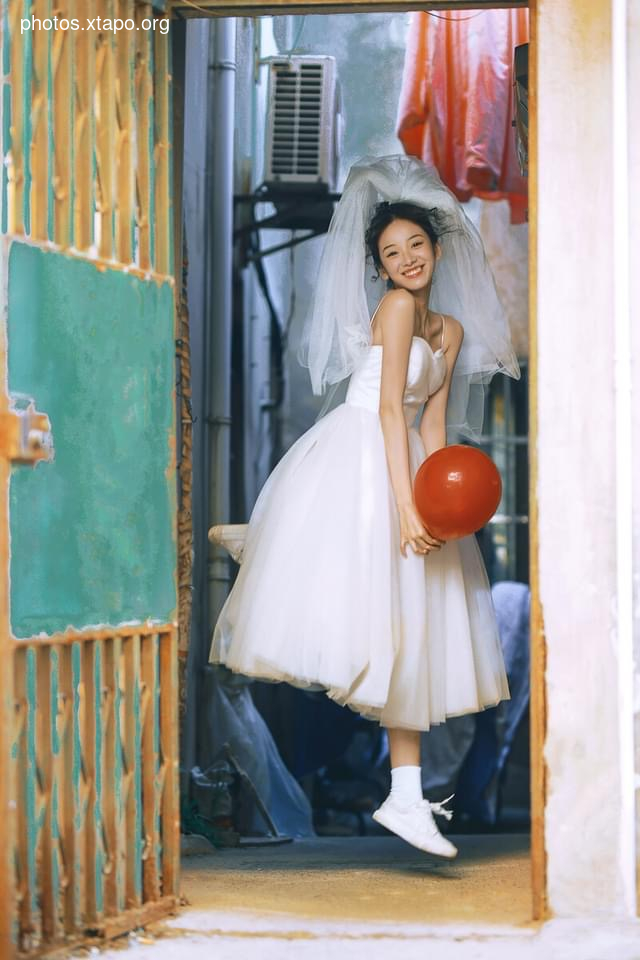 D i 👑👑 儿 Midy