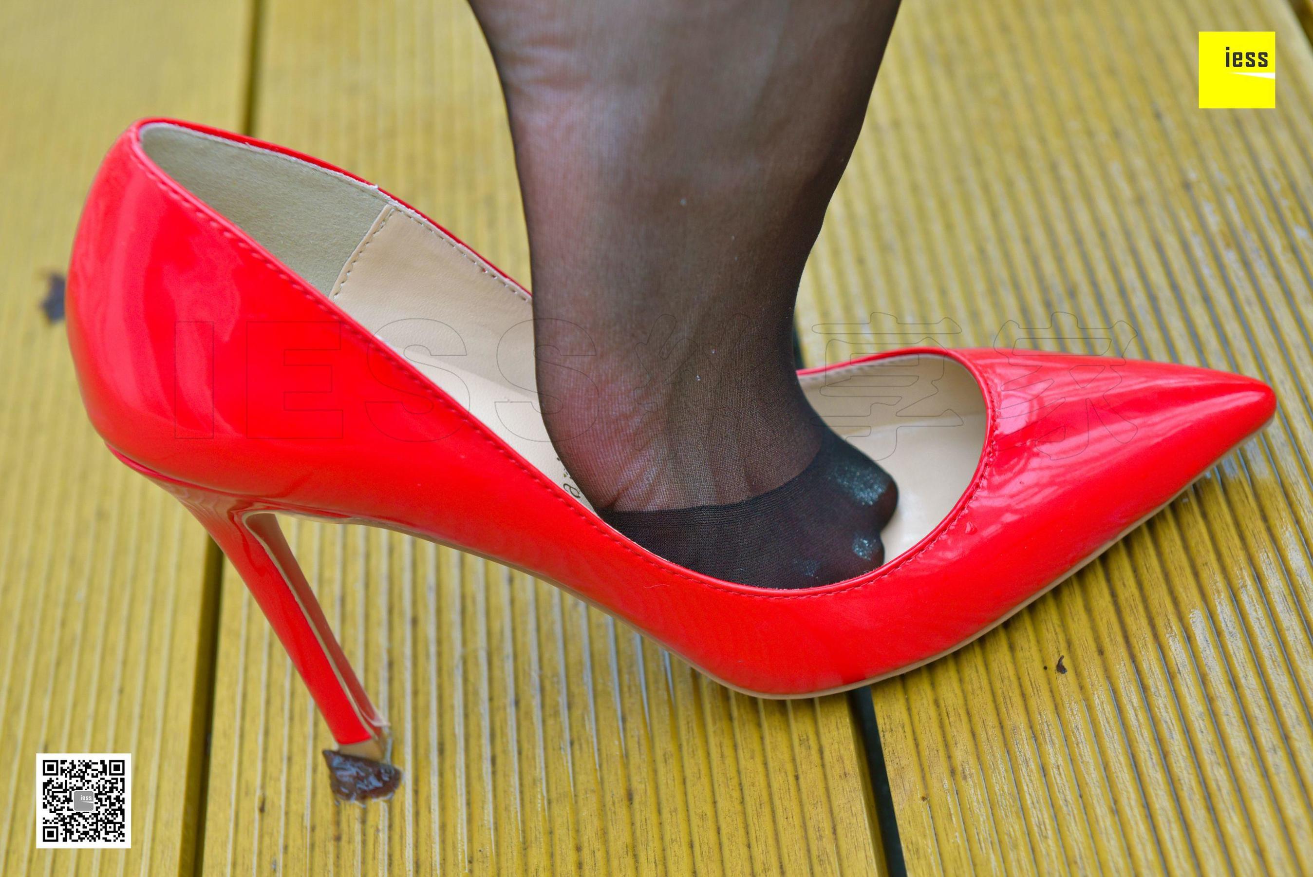 Silk House 120 Junjun Black Silk of Foot Rolo IESS Thoughts and Fun