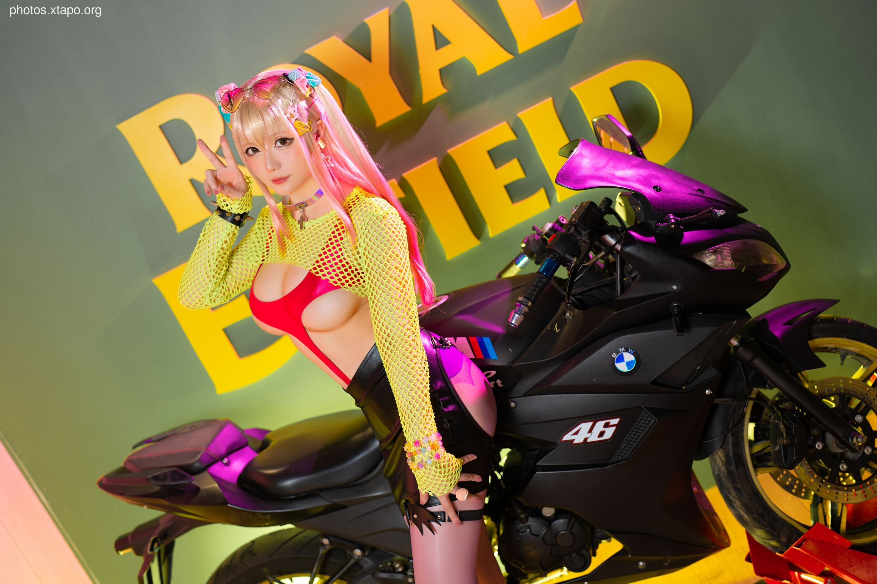 Star is delayed to change the swimming