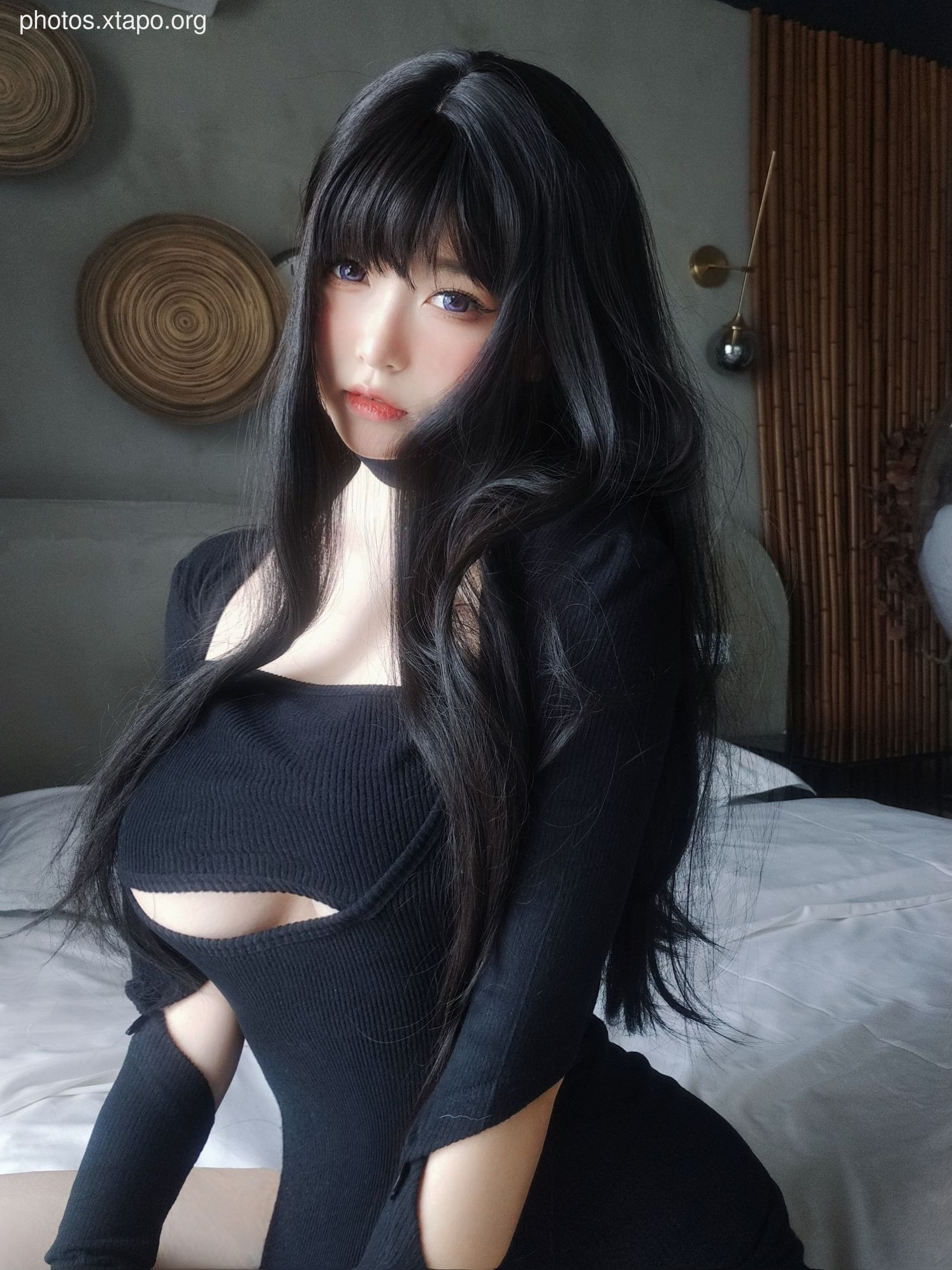 The heroine K shy sister