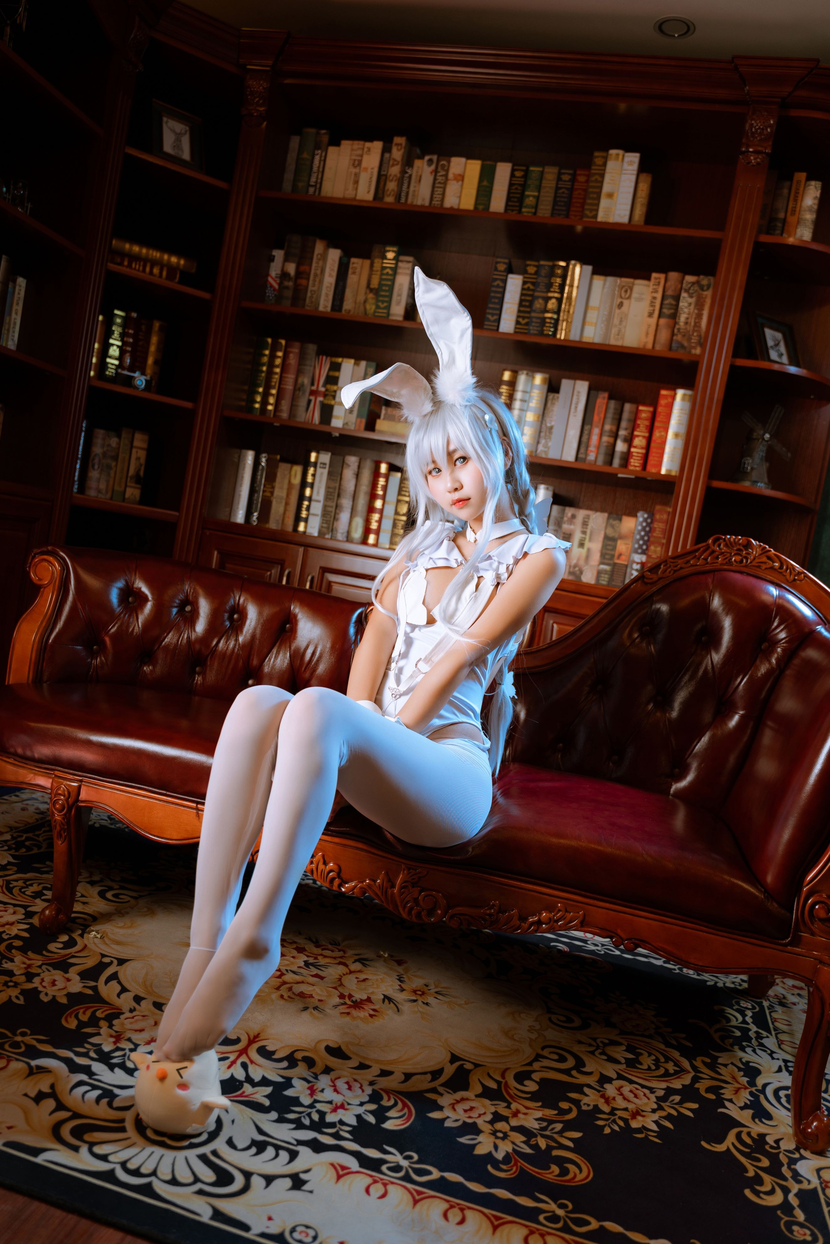 Barbille vicious white rabbit (August 27 member resources)