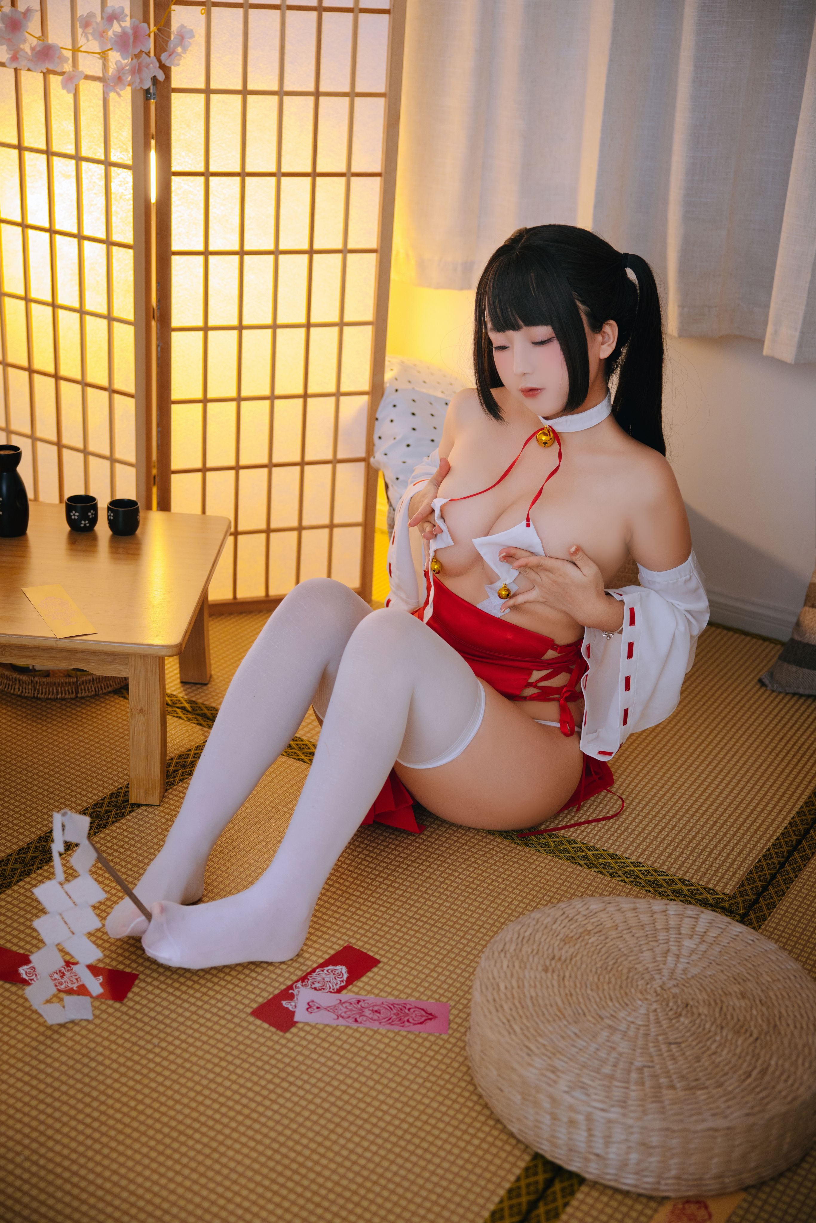 Hinako Hinako Miko 131P