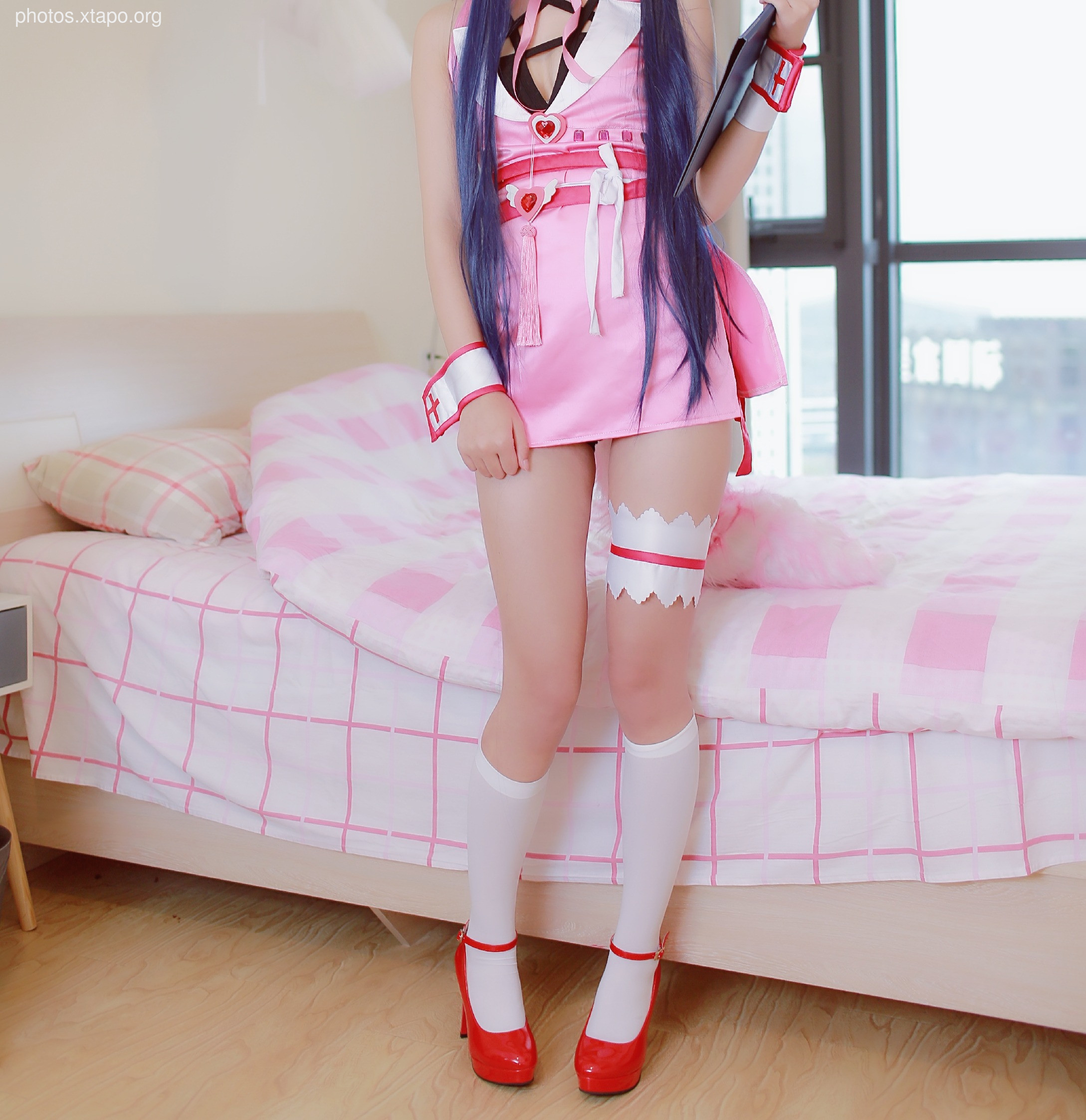 Five more than a hundred ghost Aju Nurse Series 37P-174MB