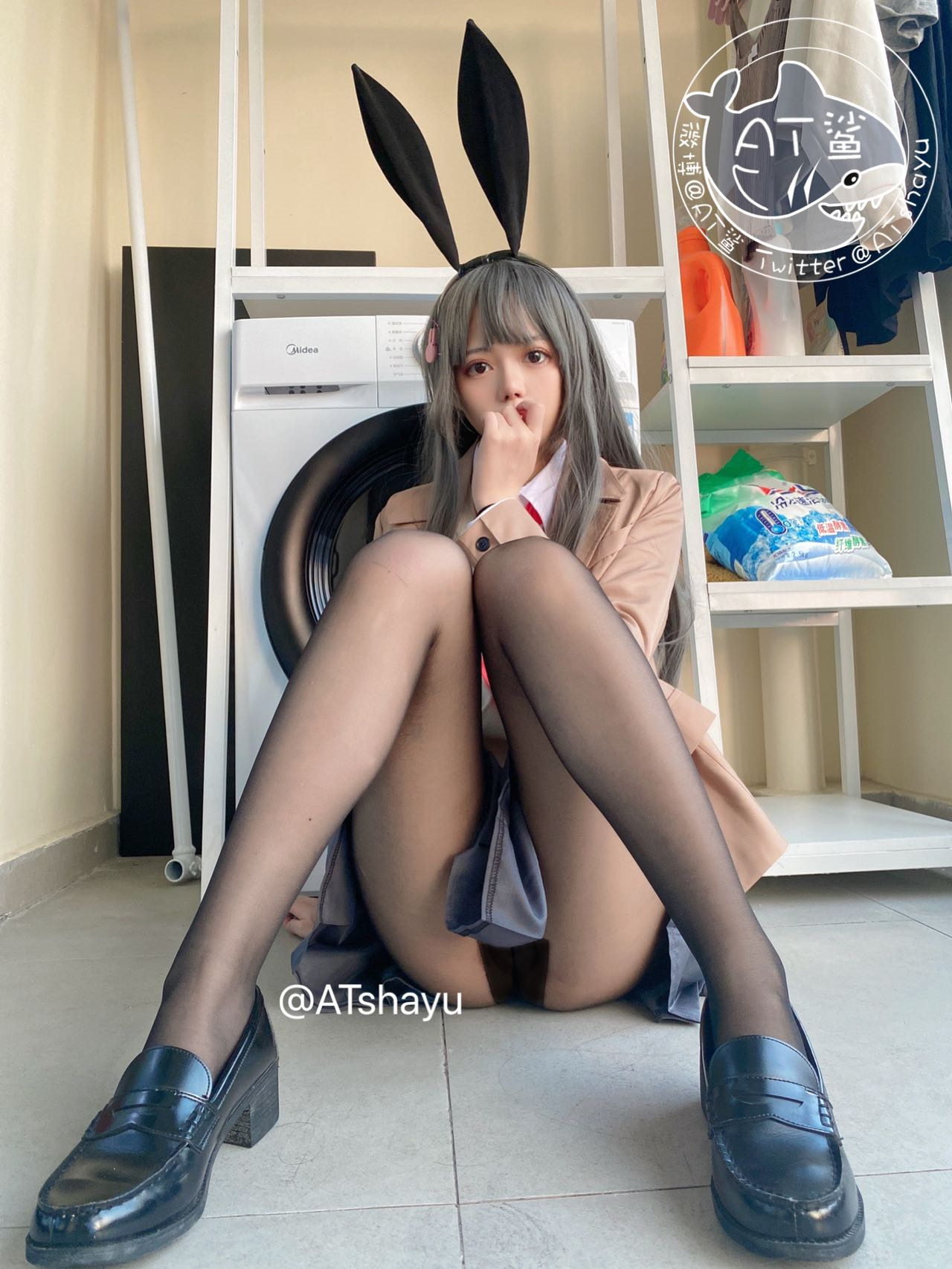 AT Shark -Mai Mai Sister