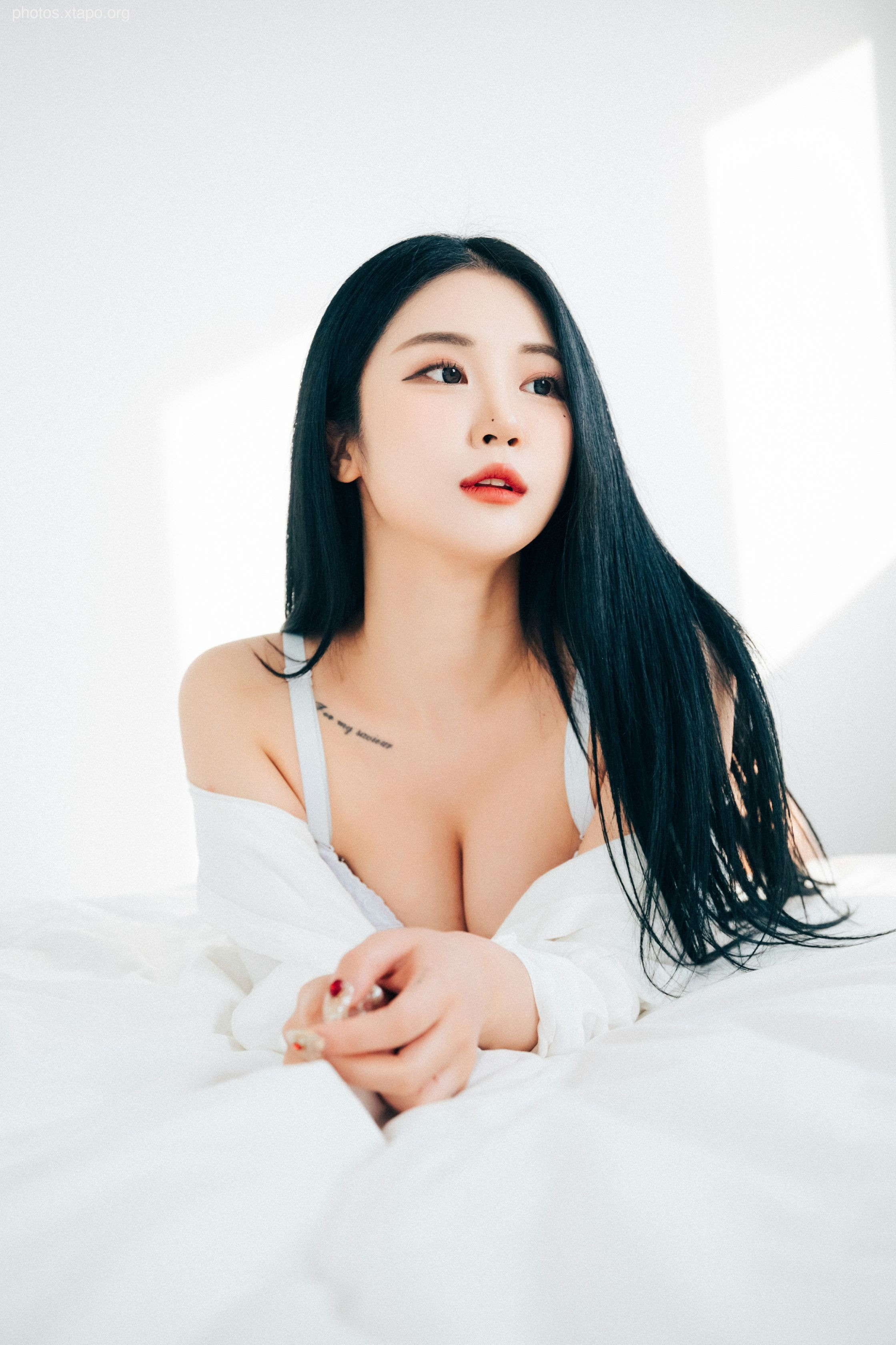 Bomi (보미) - LOOZY The undress 69P-906MB