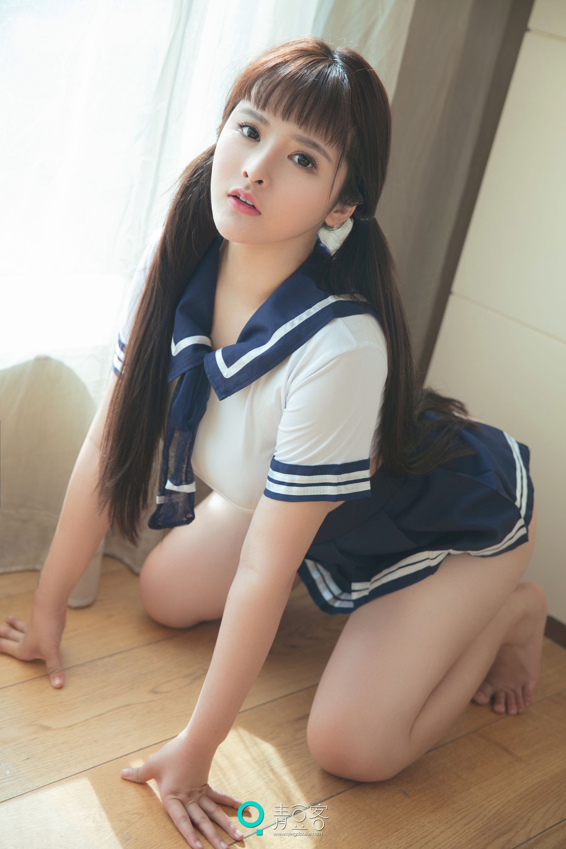 Yang Manni Sexy Busty Girl Green Doudou