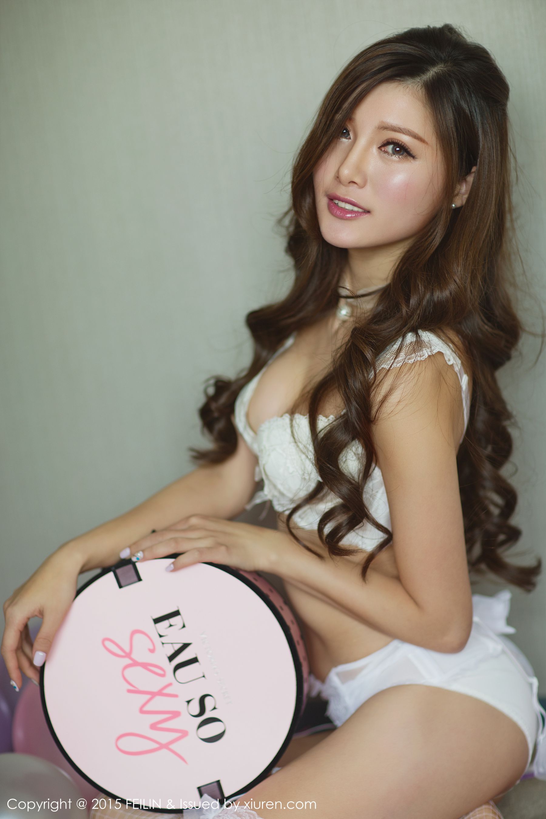 Milk Tea -Emily -The first magazine model 嗲 囡 Feilin Vol.001
