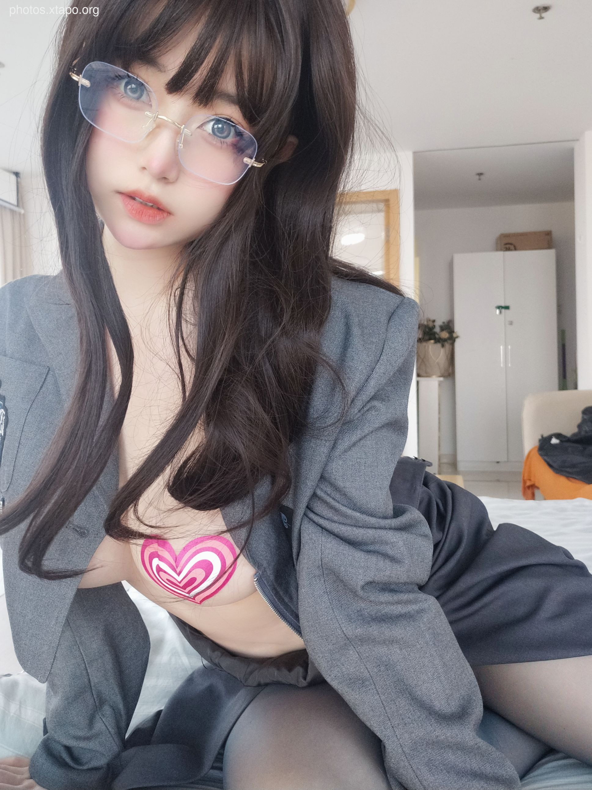 The heroine K silent school sister