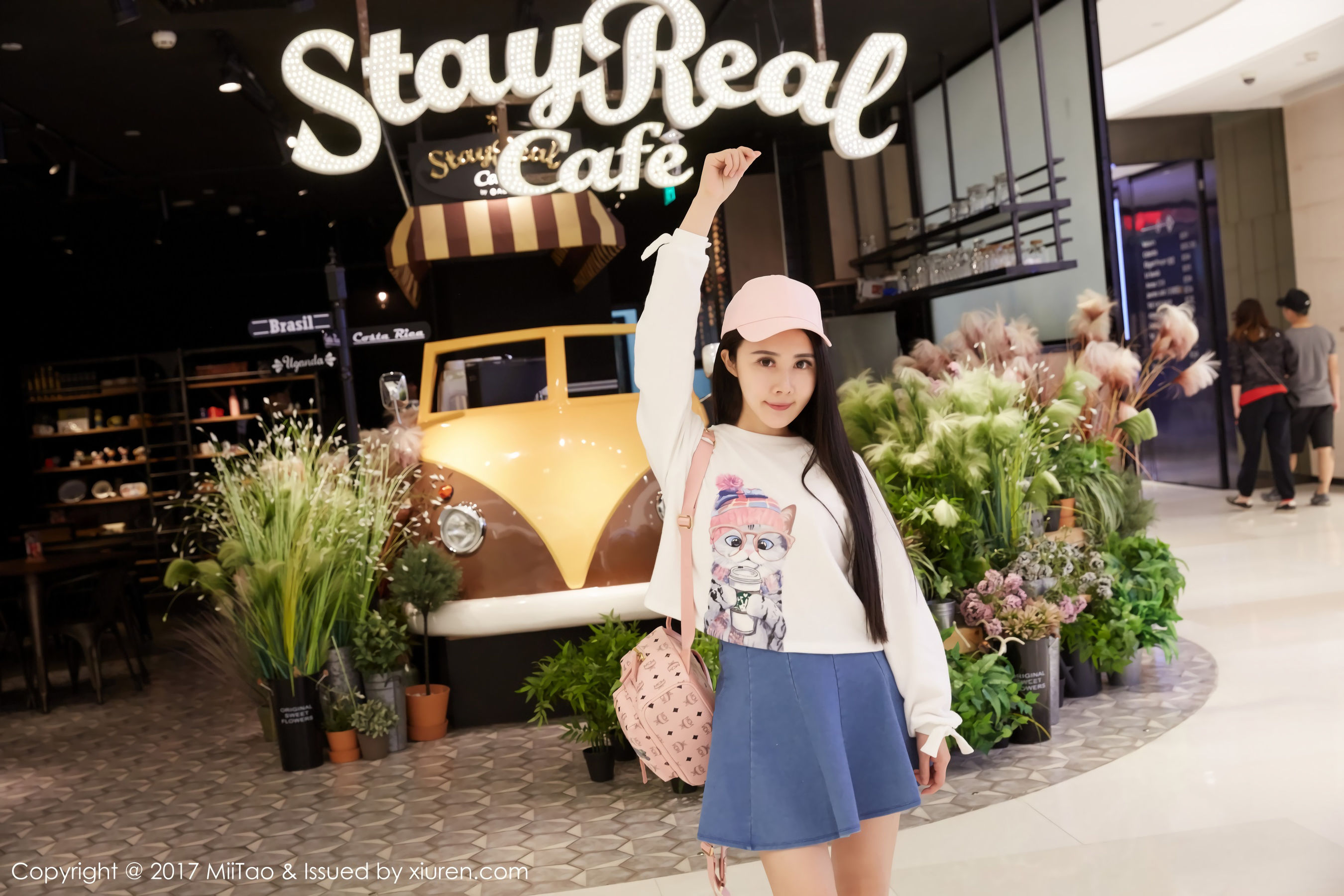 Xuan Xuan CECILIA Cowboy GoddessStreet Shooting Peach Club miitao Vol.084