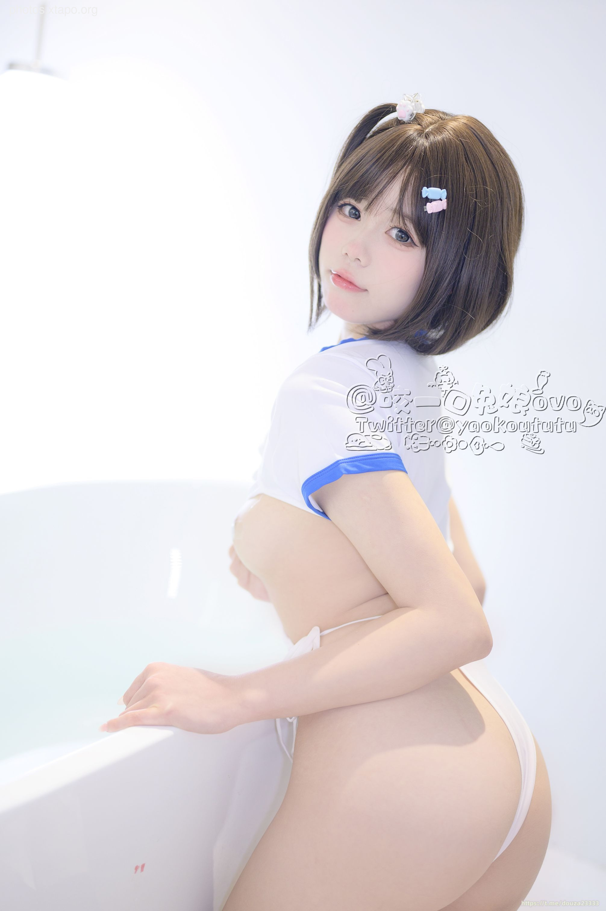 Pure white desire cylinder 57p