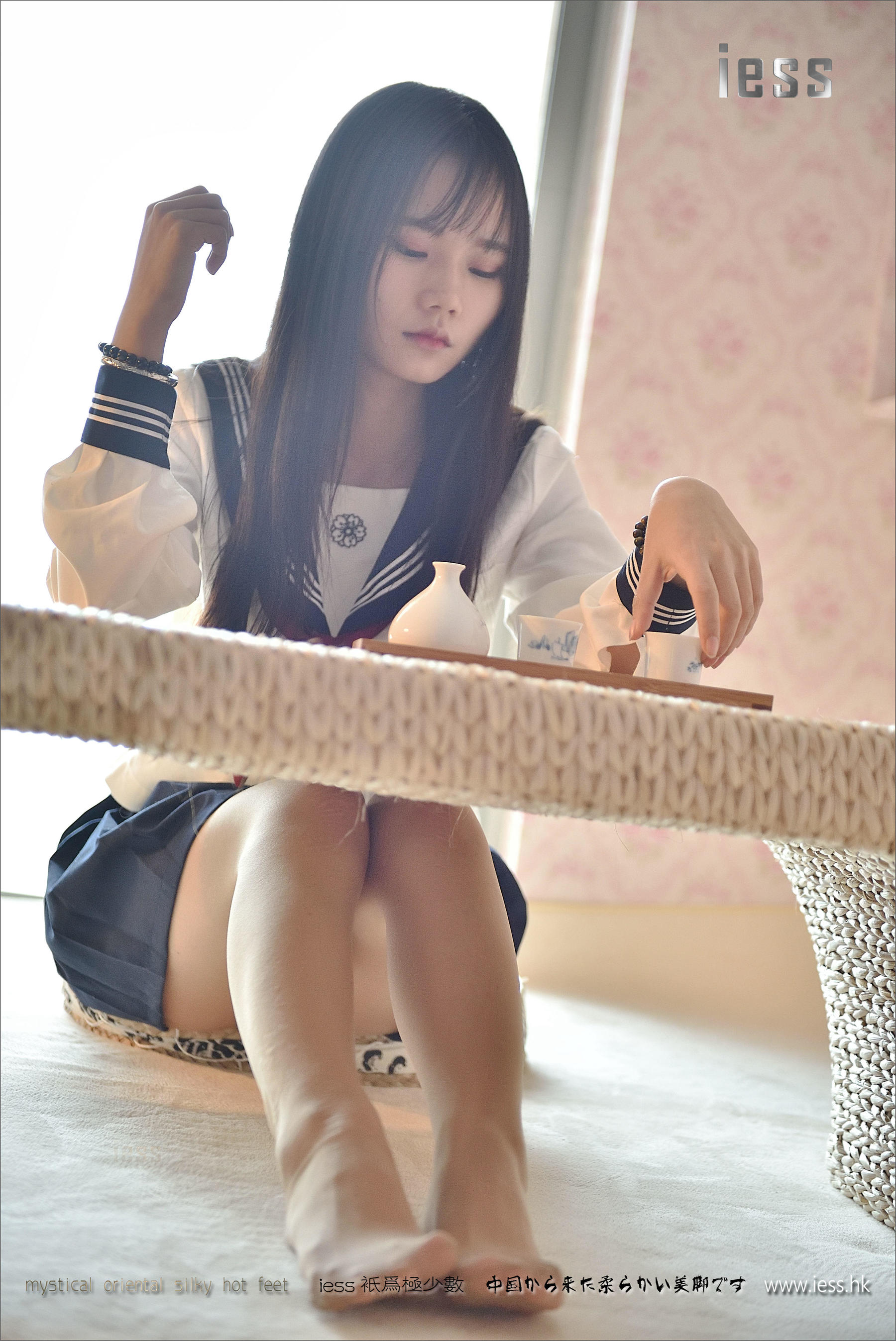 Silk Foot Bento 082 Kiki Part 2-1 of the Uniform Series-1 IESS Thoughts