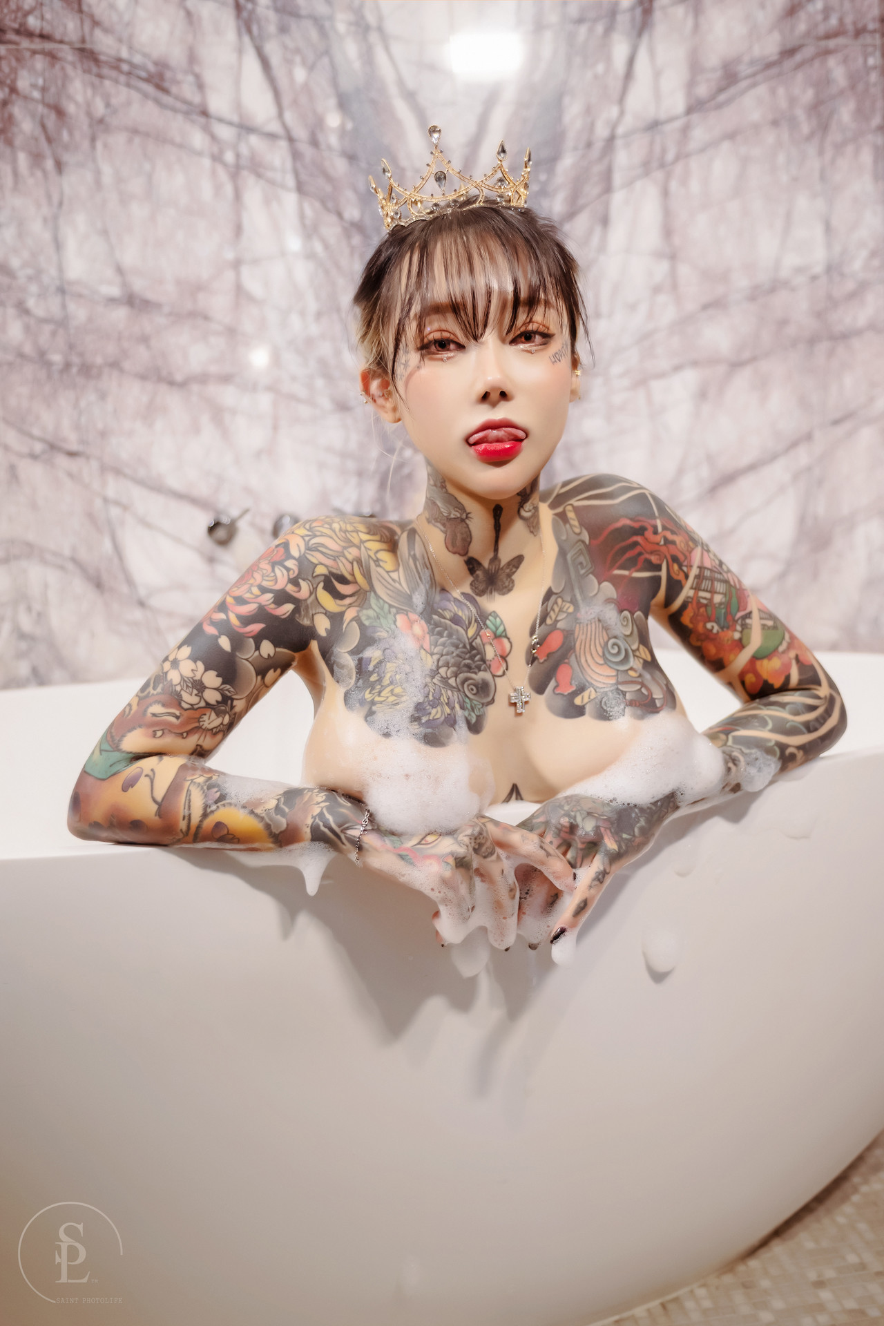 YoKo Yoko, [SAINT Photolife] Bubbles