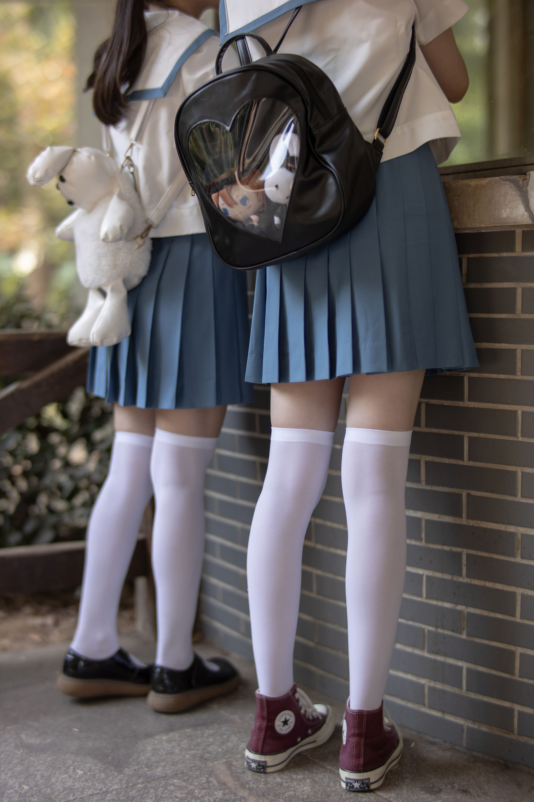 Mori Consortium JKFUN-025 Mo Mo & amp; AIKA 80D white silk overweight socks