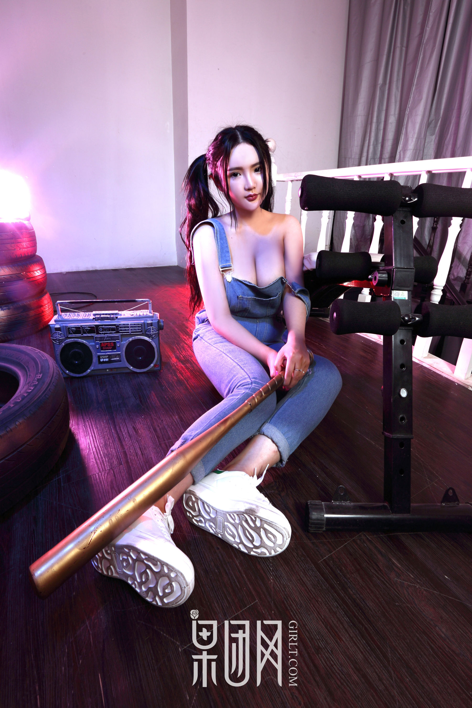 Kitty Zi Xi Zhenhao's Better Bathroom Wet Body Fruit Group Girlt No.003