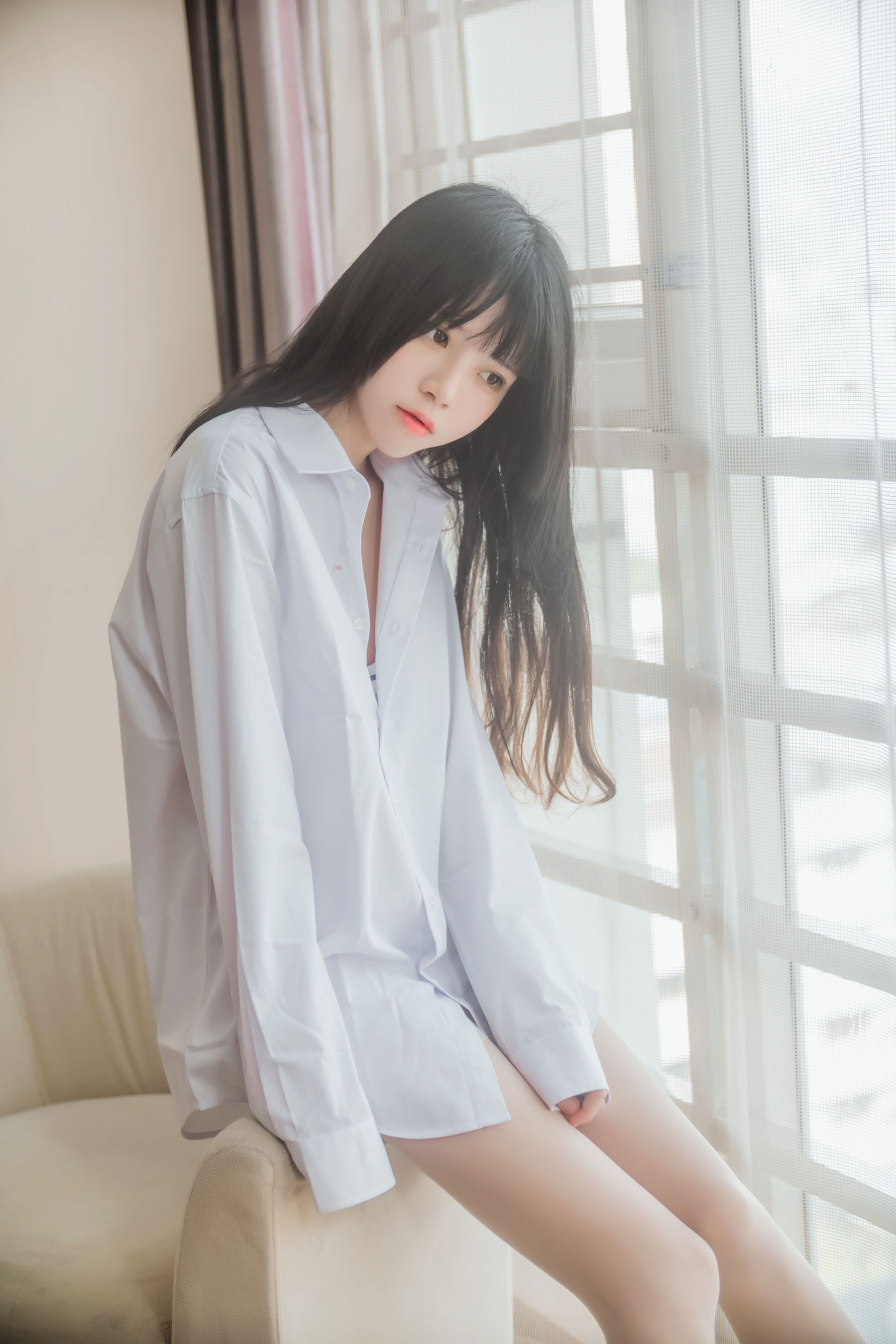 Loli cos 喵 -White Shirt Express