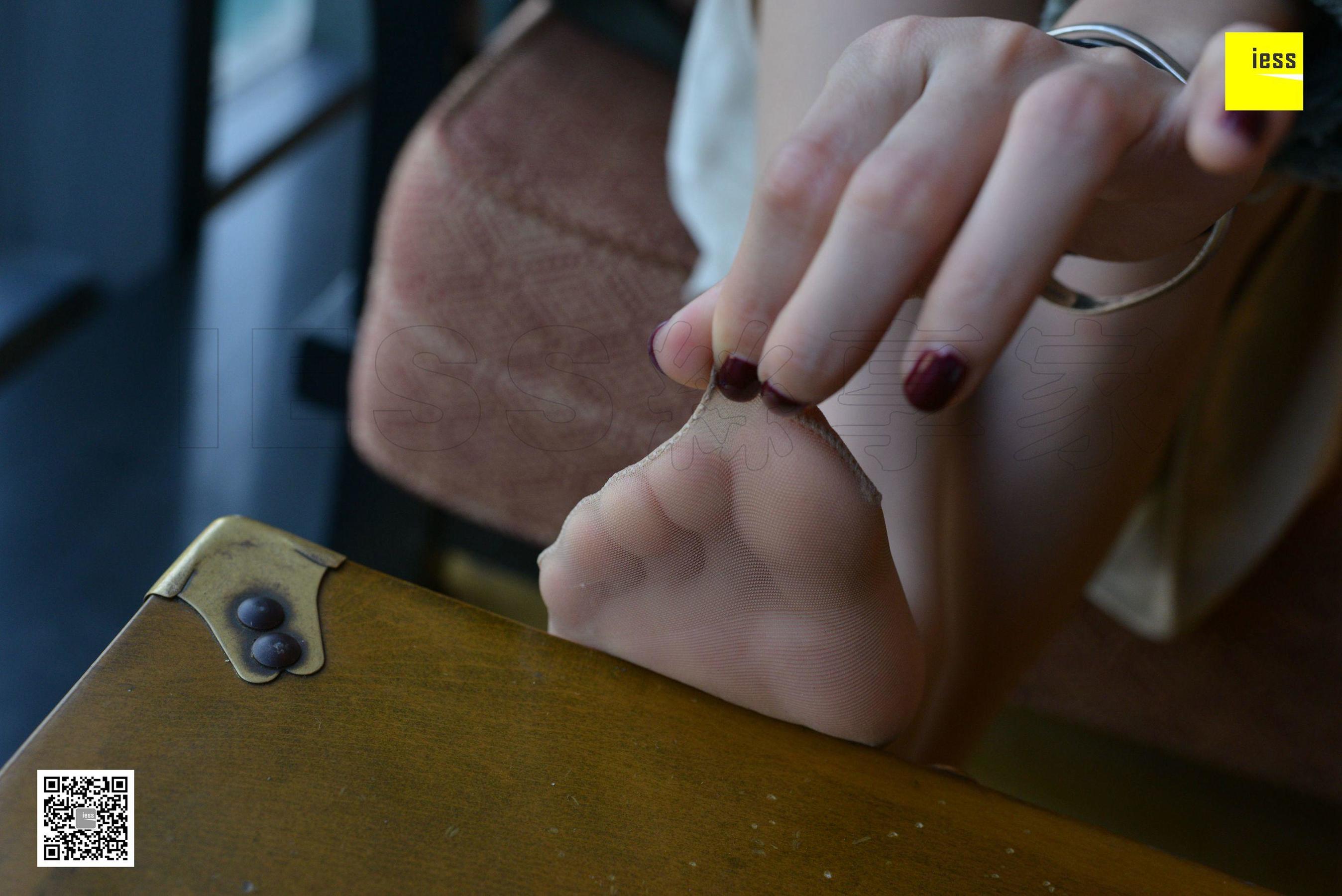 Silk House 124 Anonymous Invincible purple perspective high heels IESS Thoughts and Fun