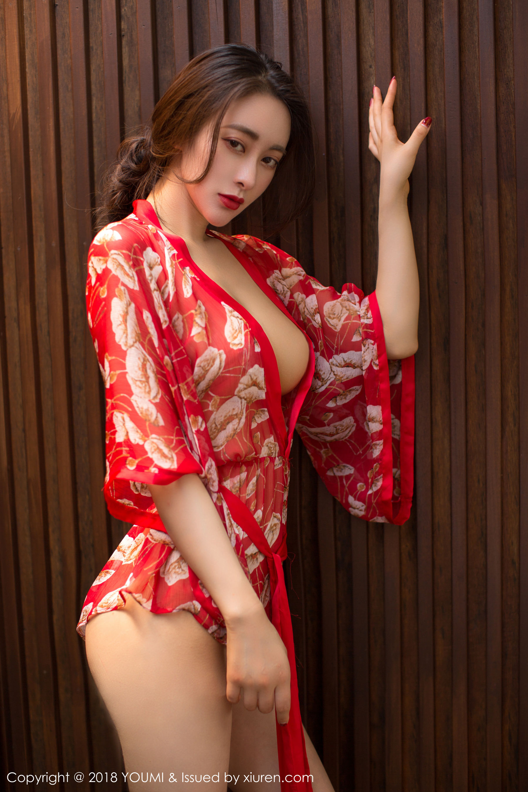 Mu Feifei Red Kimono Youmihui Youmi Vol.104