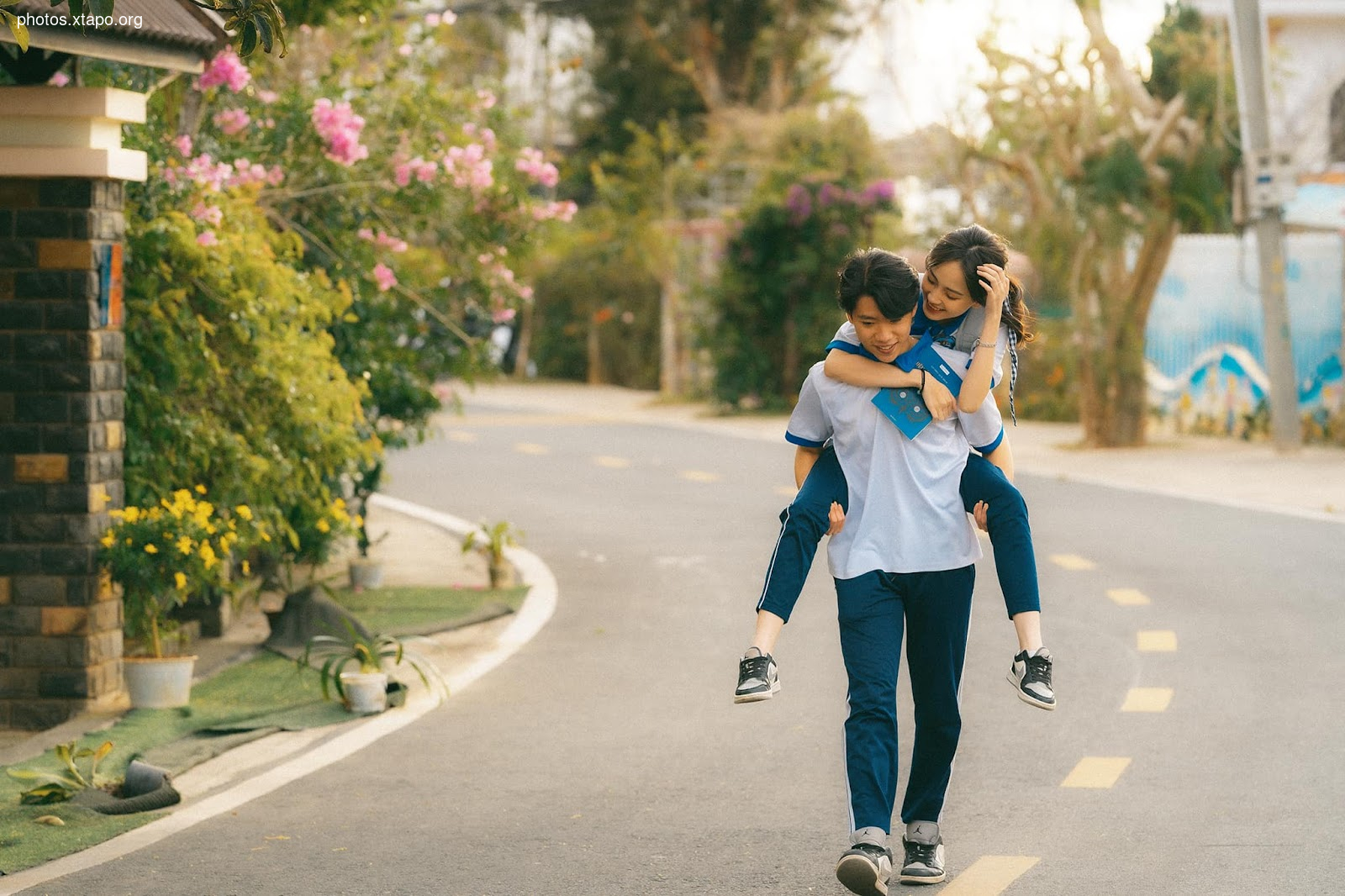 Do not promise to like you a life just promised you for a youth