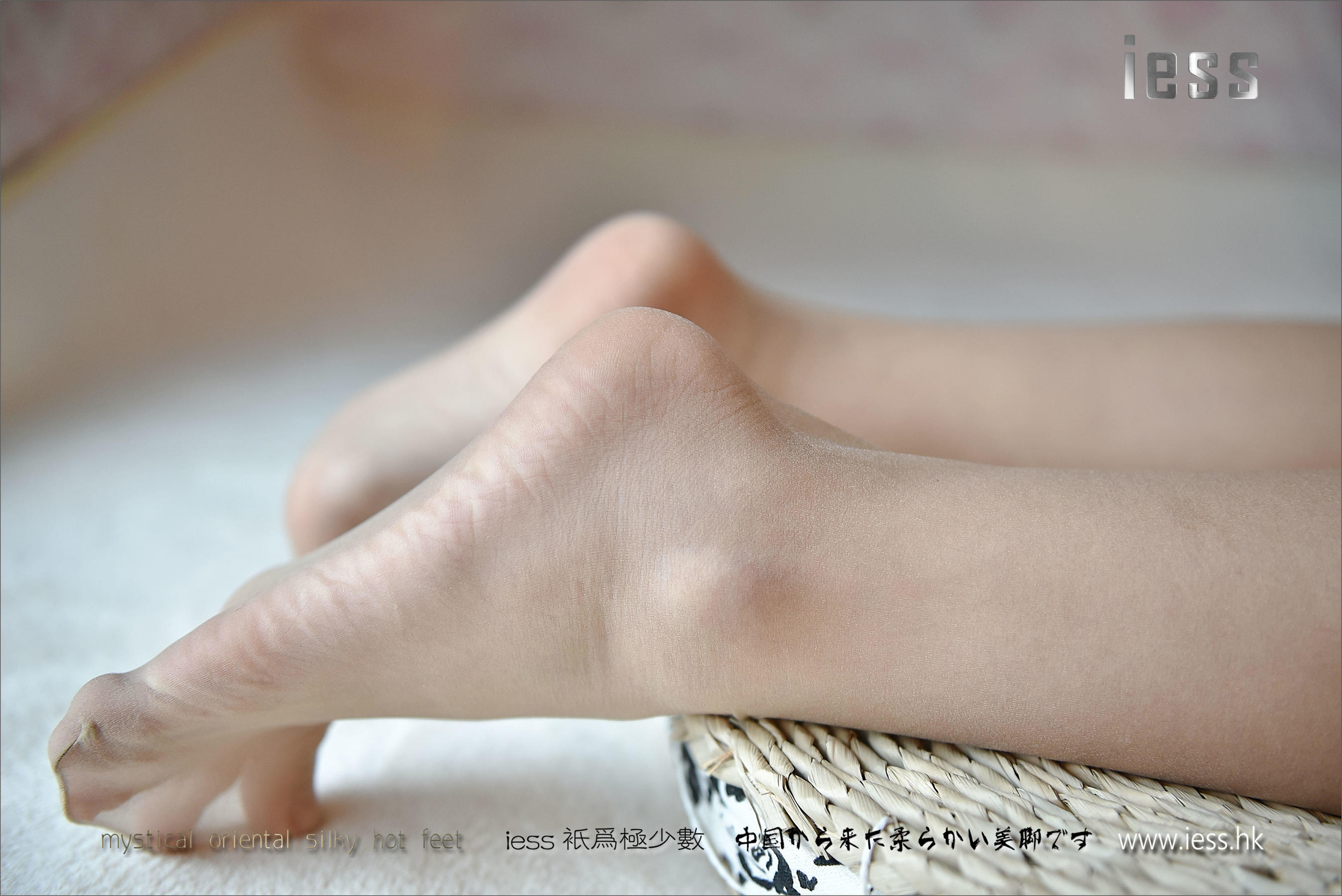 Silk Foot Bento 082 Kiki Part 2-1 of the Uniform Series-1 IESS Thoughts