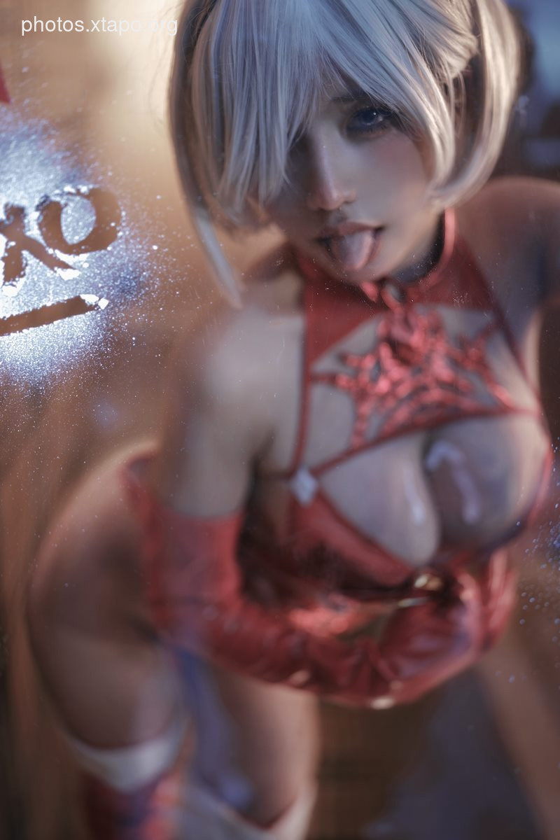 Cos Yixiao - 2B Christmas 30P