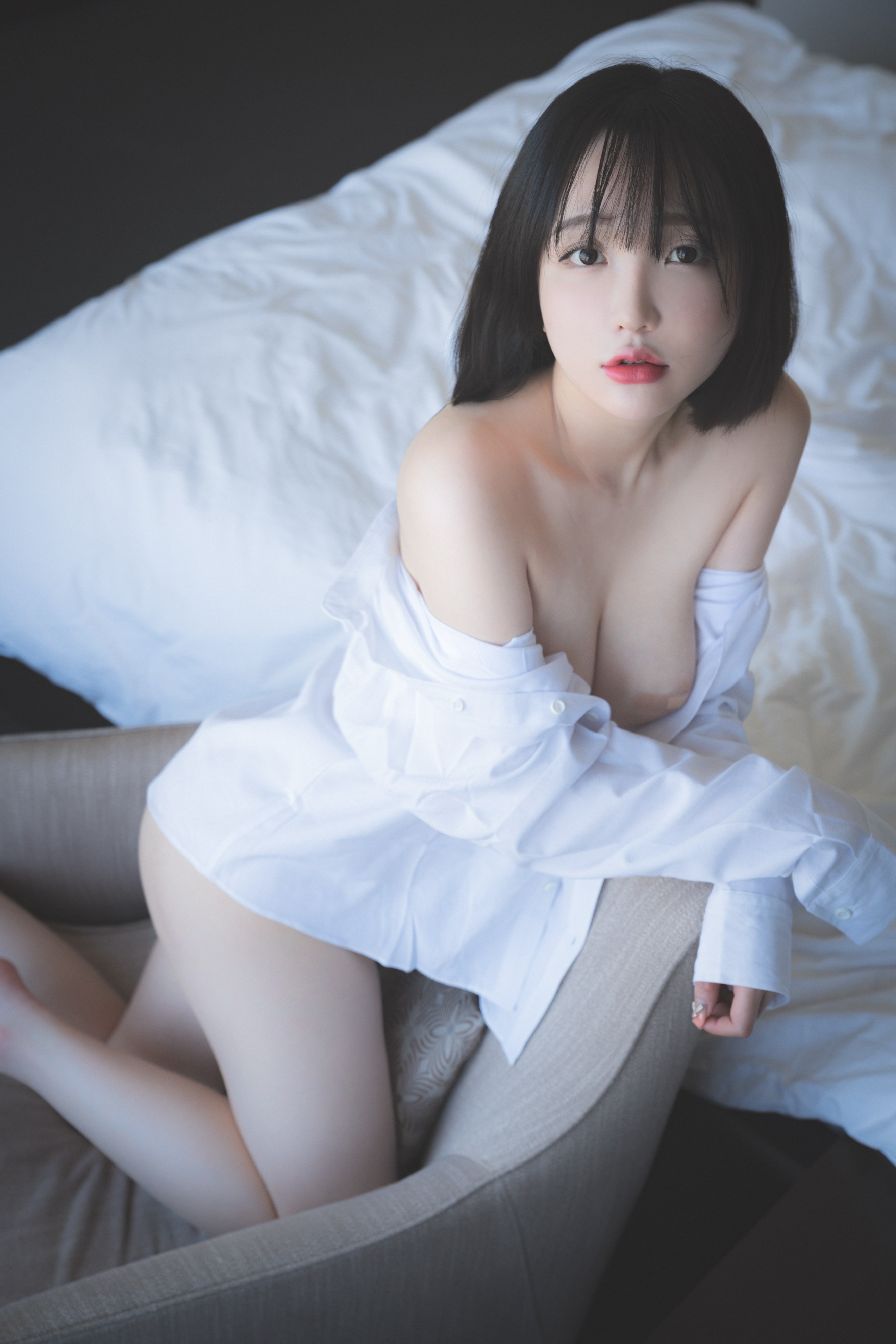 Pure Media Vol.070 Son Ye-Eun 72P