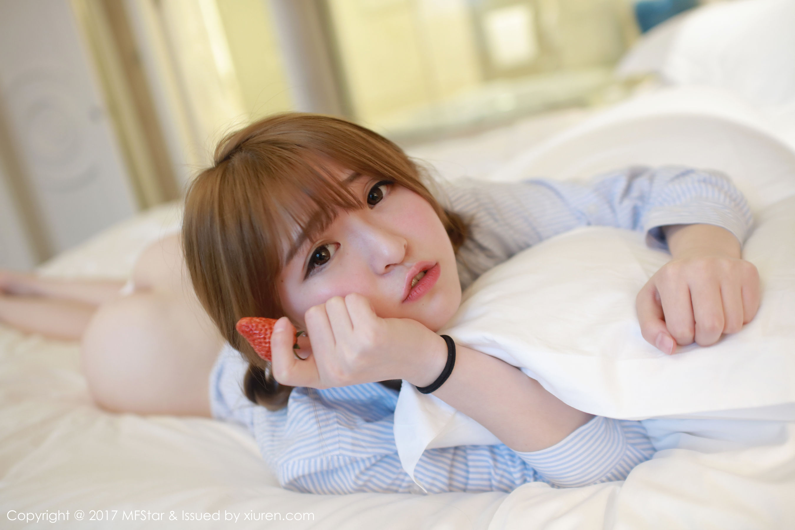 Yi Xiaoqi MOMO Strawberry PantsShirt Series Model Academy MFStar Vol.096