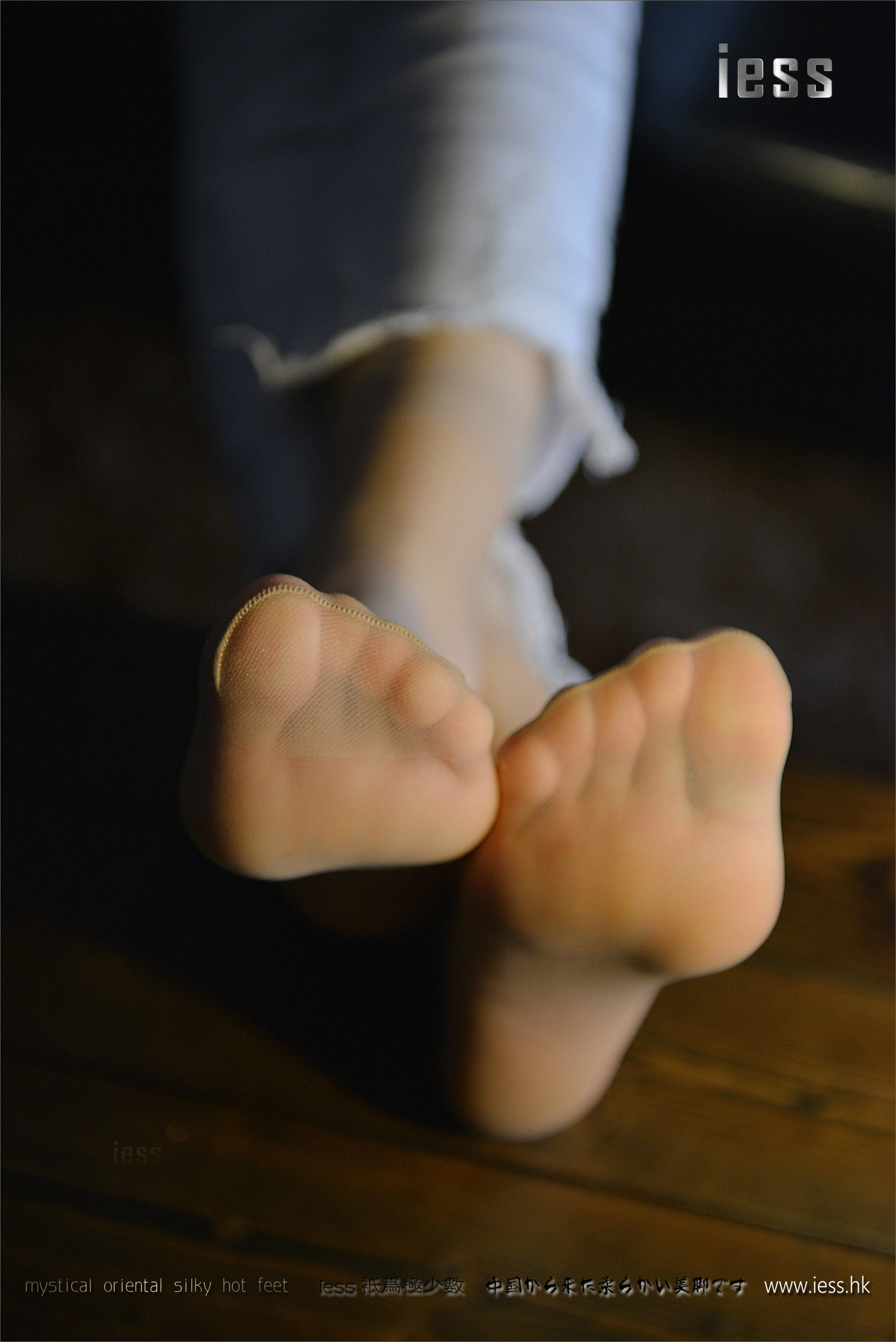 Silk Foot Bento 090 Xiaoshi Short -Strike Close Collection IESS Different Thoughts