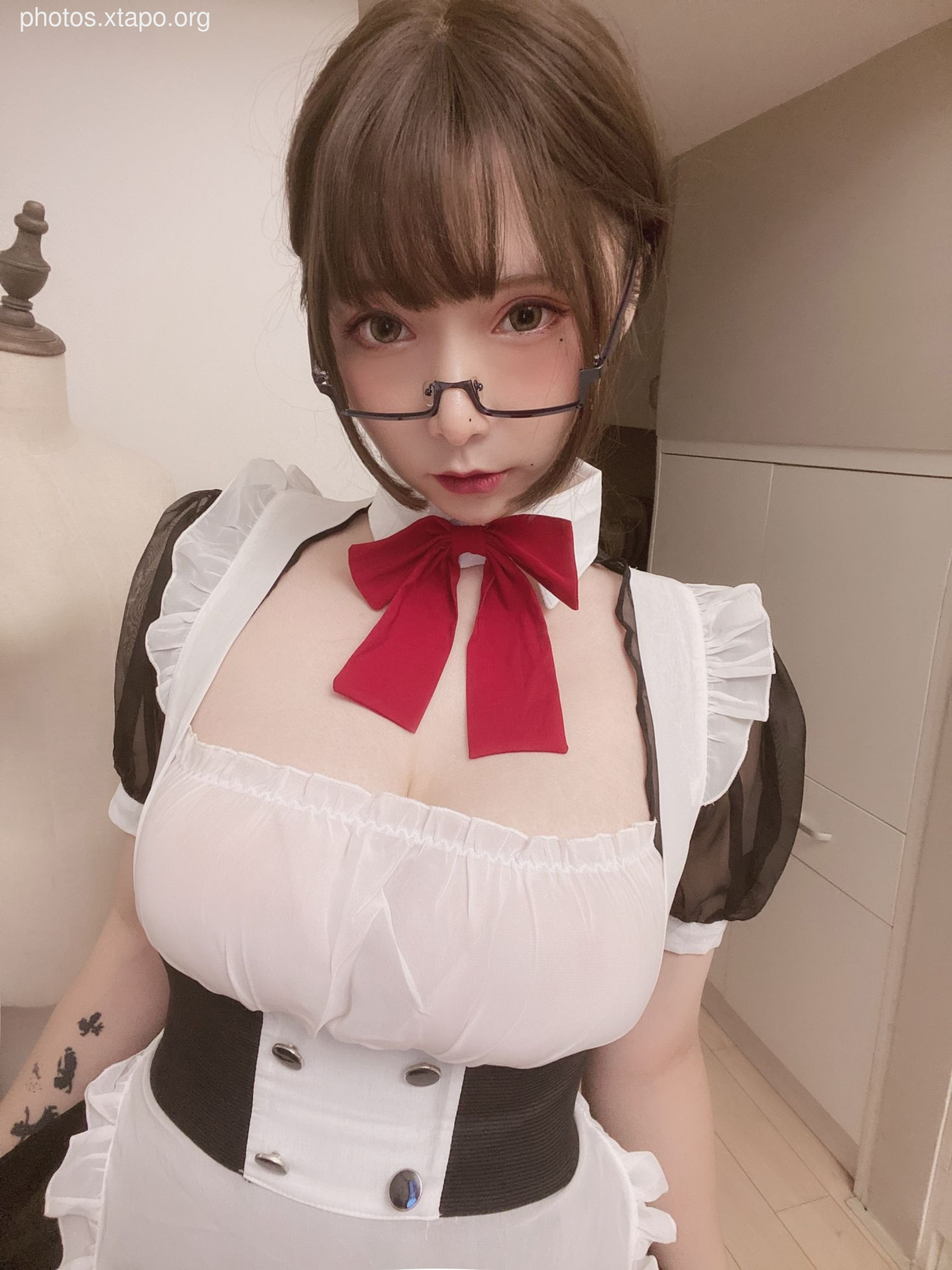 It is not the world W -NO.01 Transparent maid Tao 26p -96MB