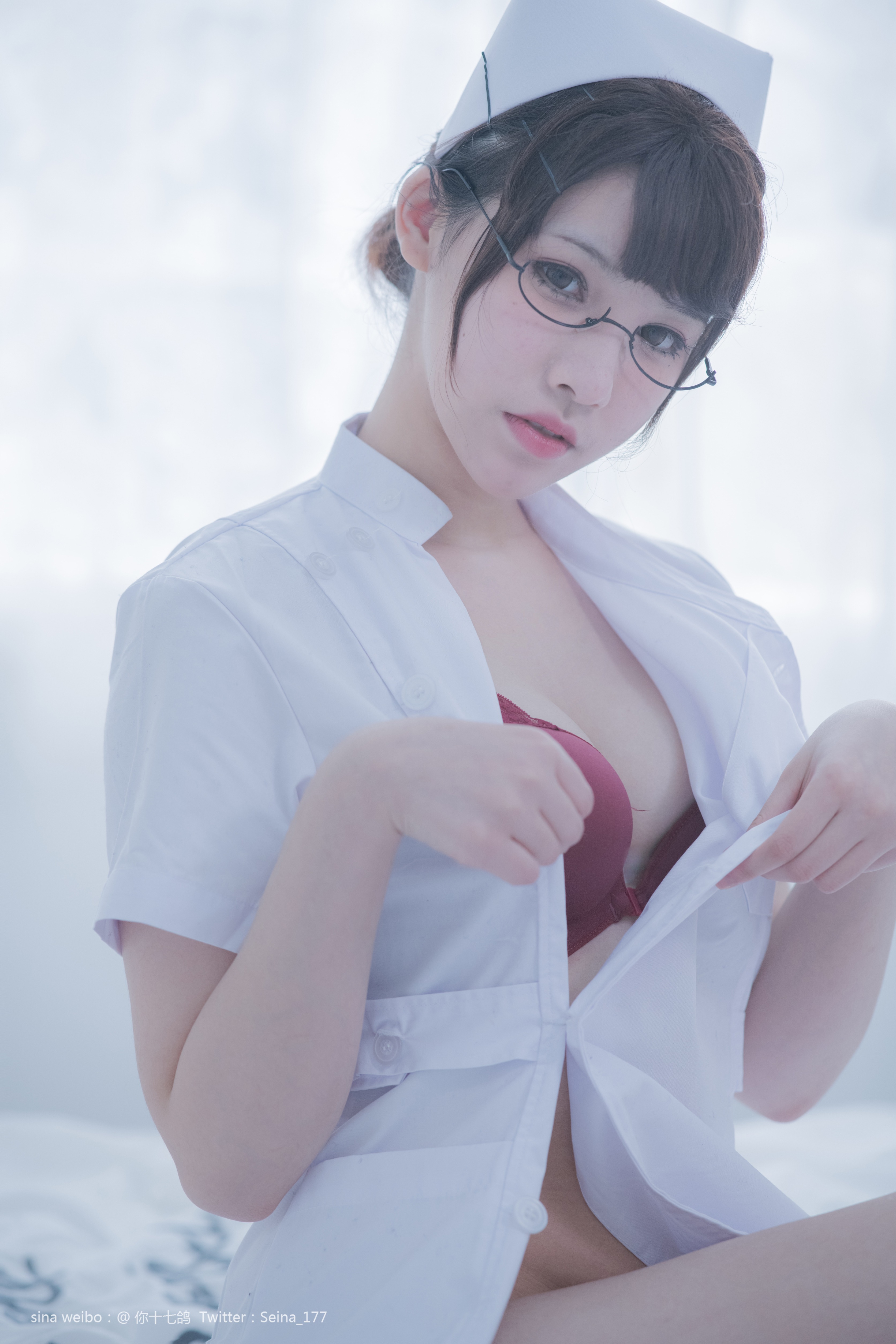 You seventeen pigeons white nurse 110p1v-535MB