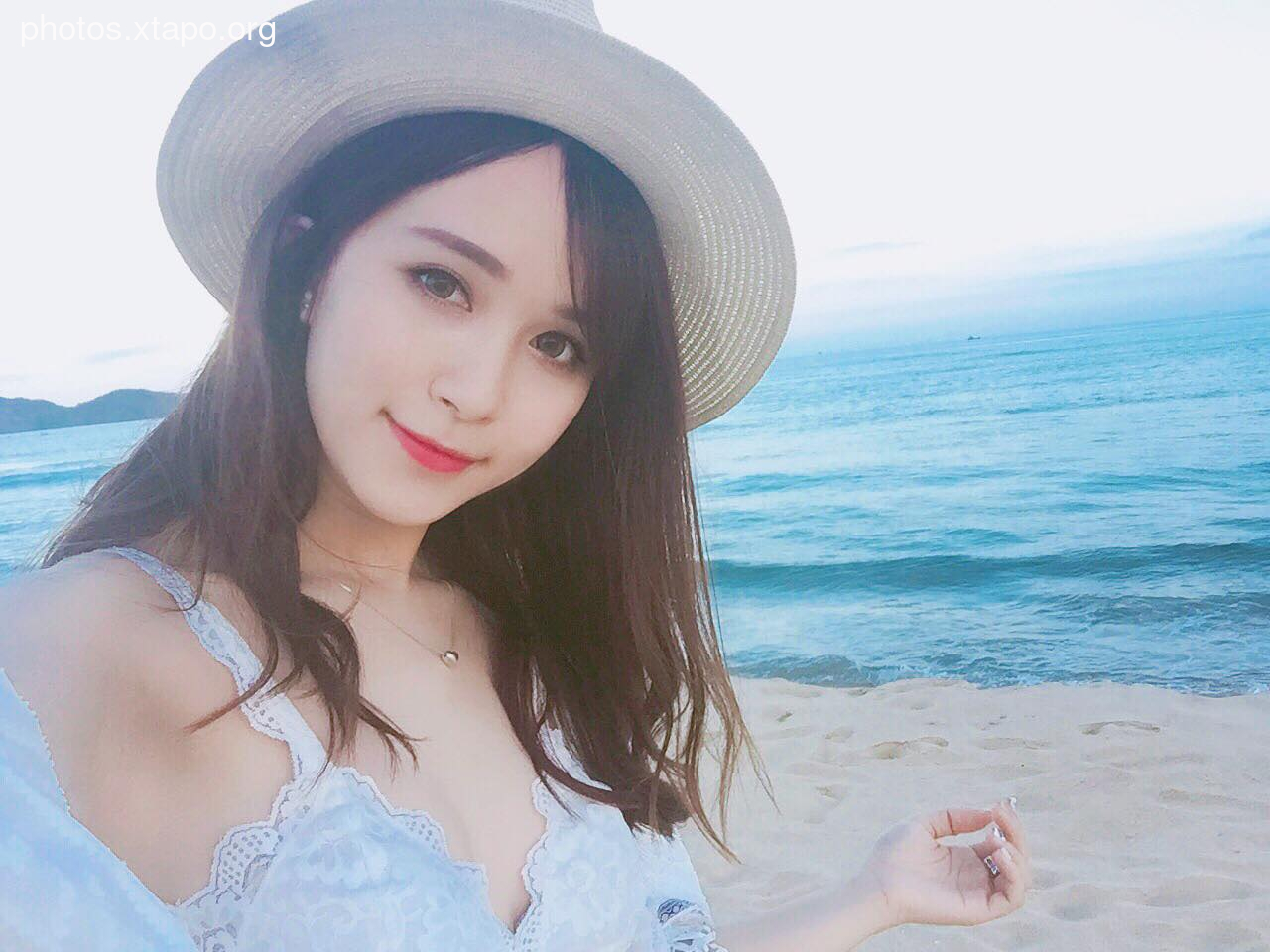 Thu Phuong Tran Temperament Lovely Picture and Photo