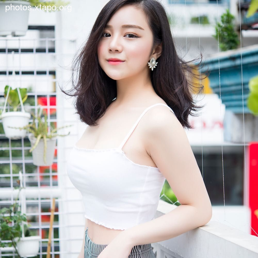 Nguyen Thuy Tien Lovely Picture and Photo