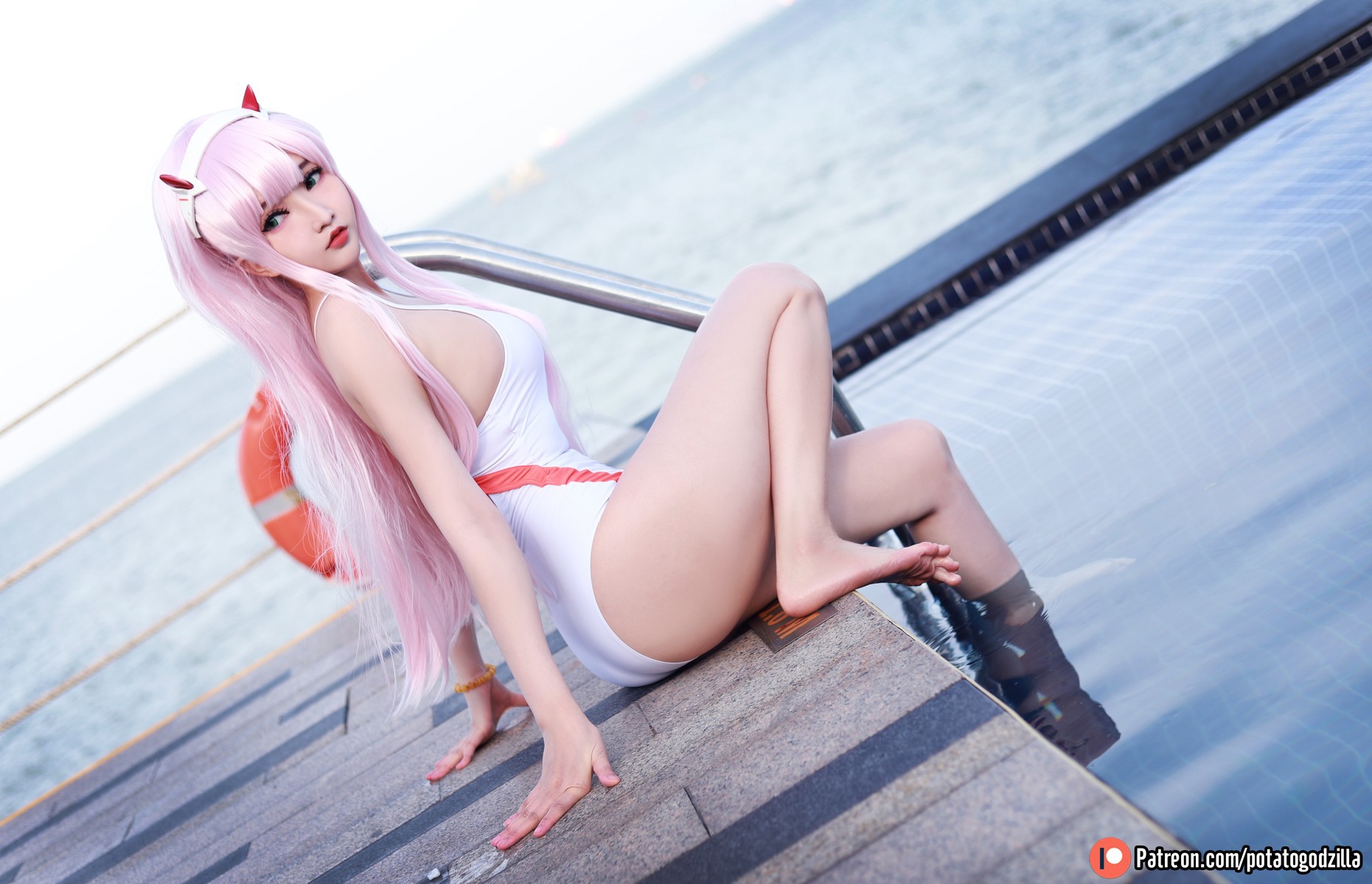 Cosplay Potato Godzilla Zero Two Swimsuit