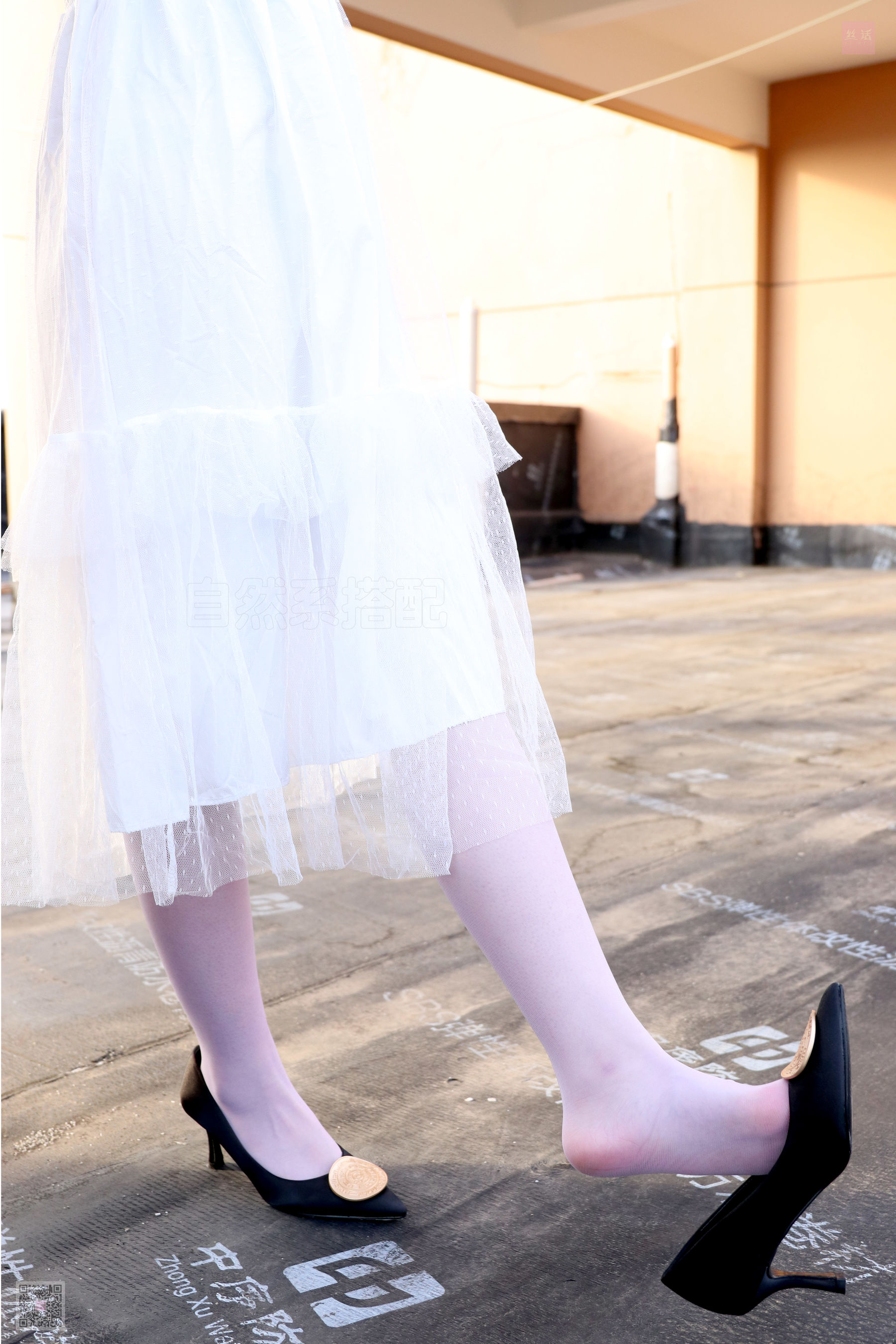 Sihua SH021 girl who dances in the rooftop of Su Yu