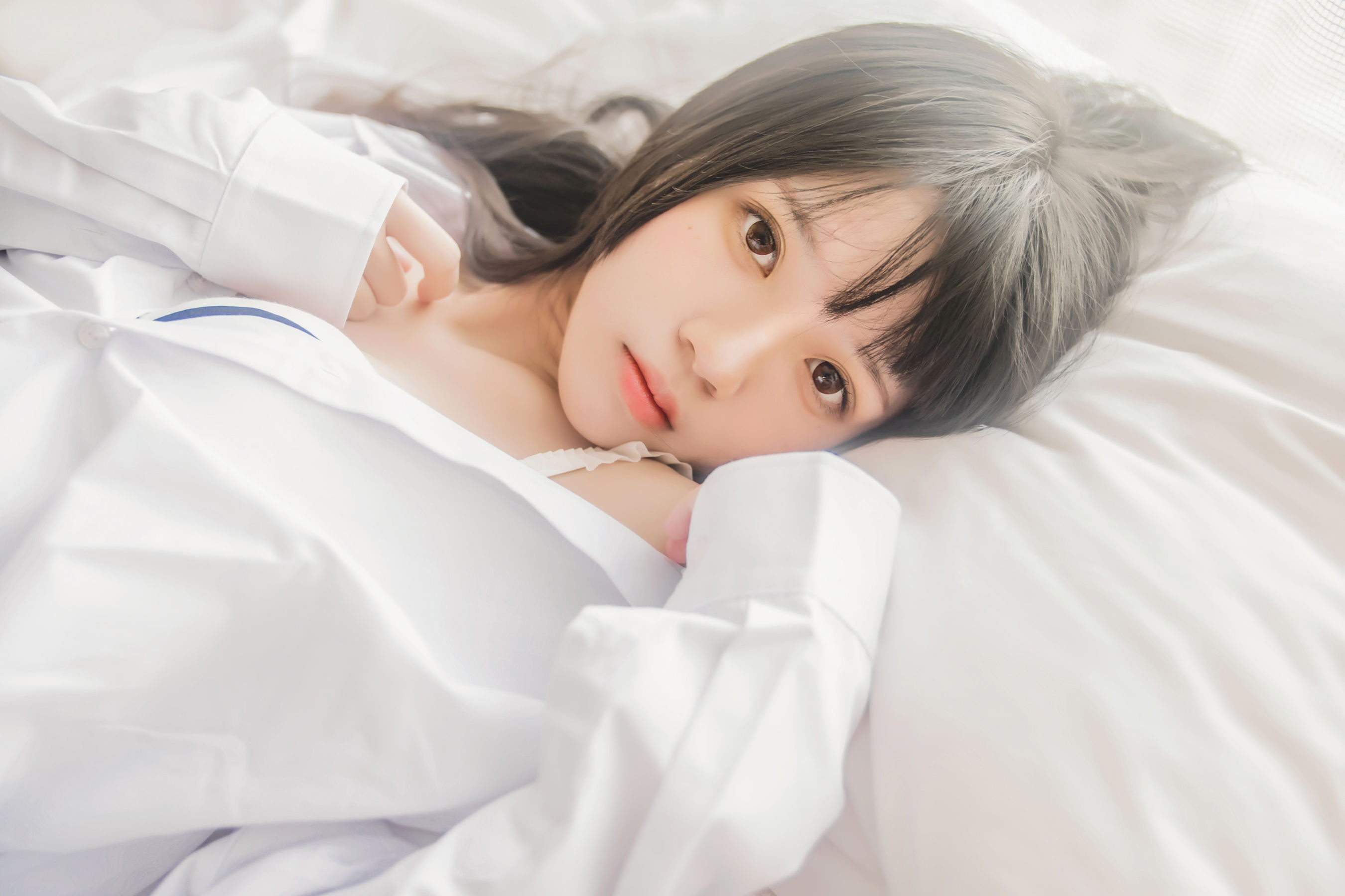 Loli cos 喵 -White Shirt Express