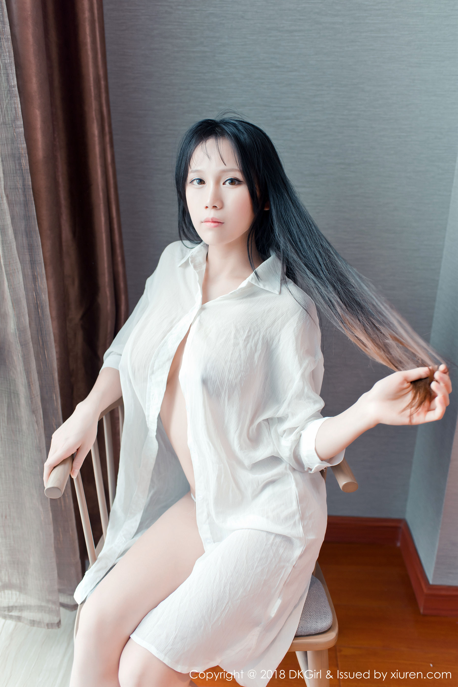 Li Keke Tong Yan Dama, F breasts vacuum interpretation Royal Girl DKGIRL VOL.070