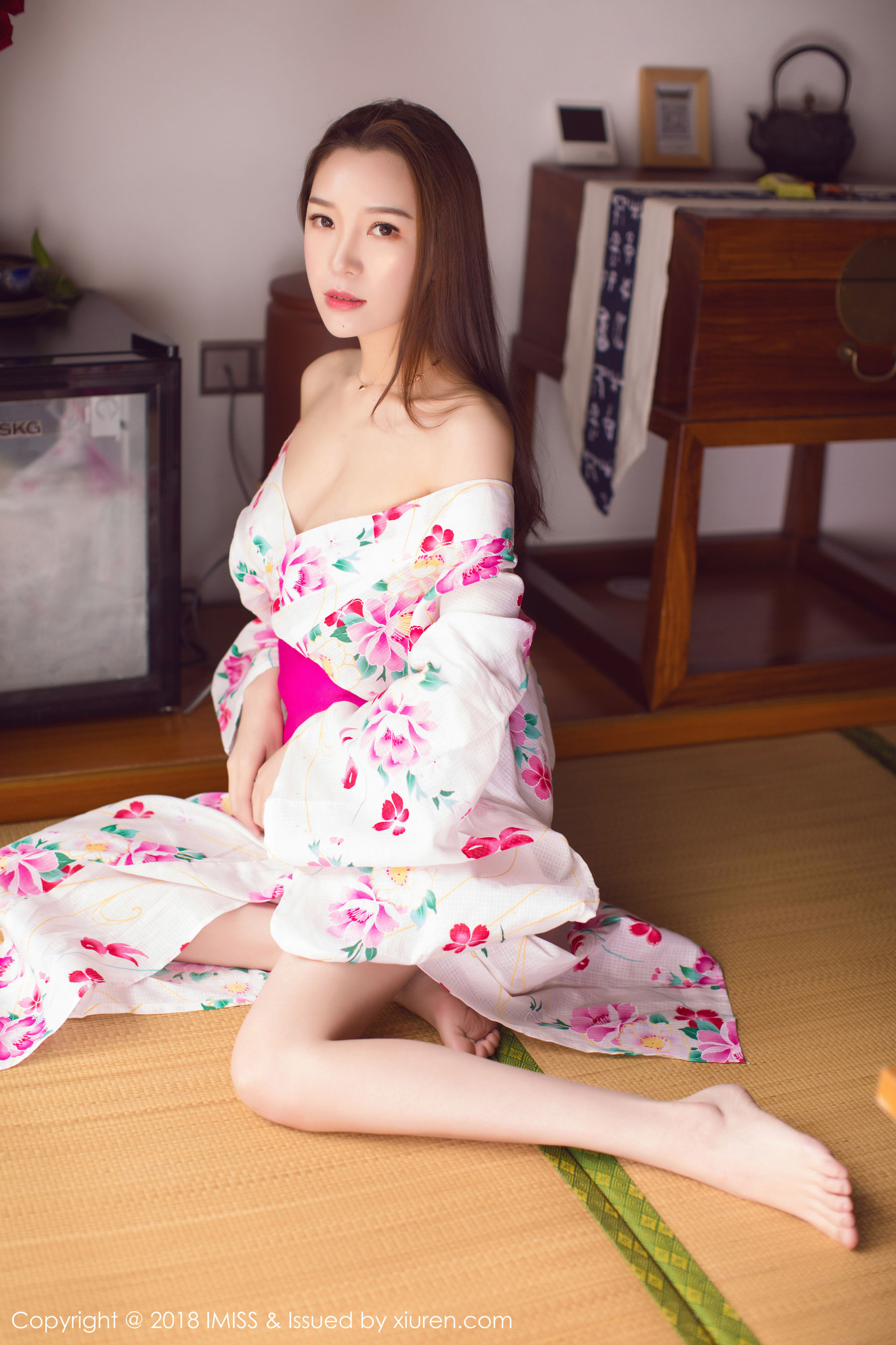 Newcomer Model Katrina First Set Photo Aimi Society Imiss Vol.252