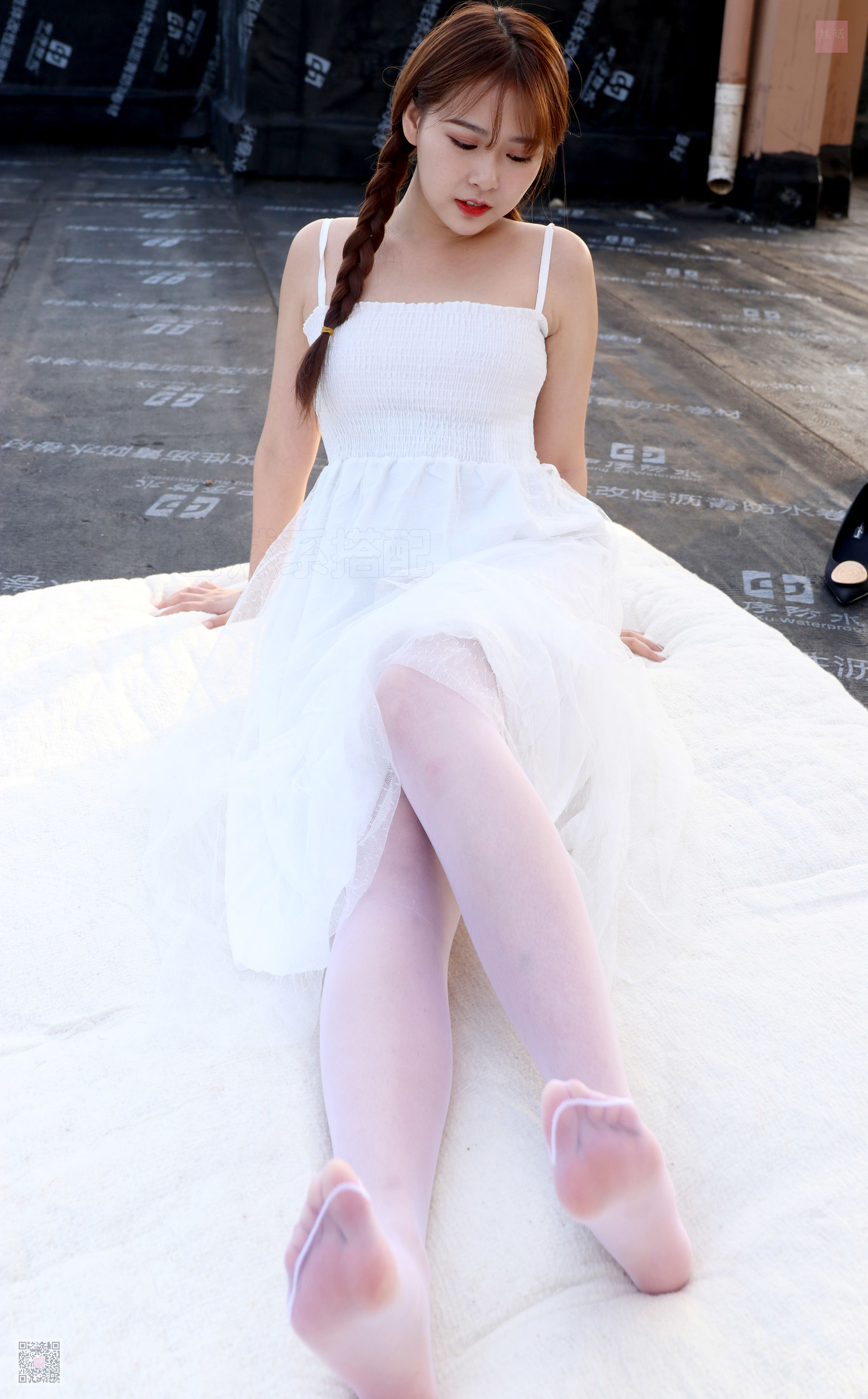 Sihua SH021 girl who dances in the rooftop of Su Yu