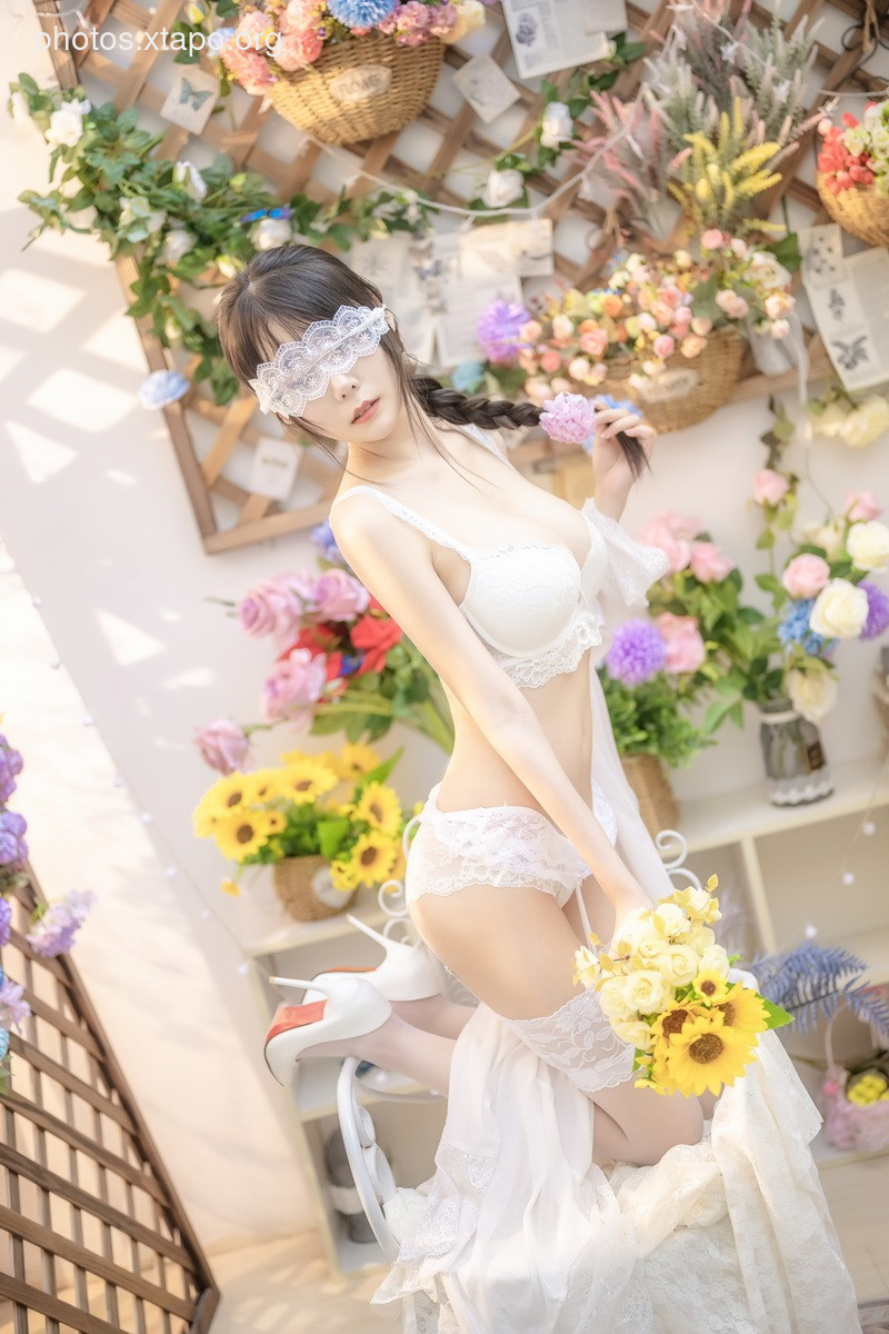 Vanilla Meow Lulu – White Rose49P2V