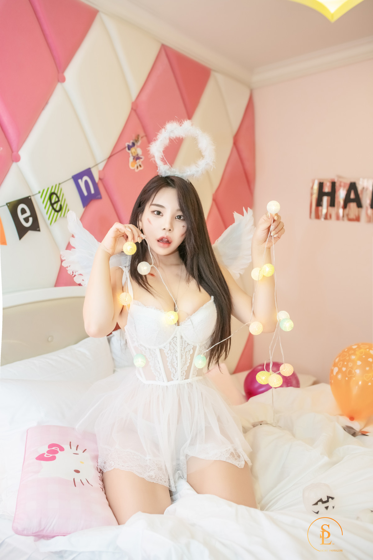 Zzyuri 쮸리, [SAINT Photolife] Pink Halloween