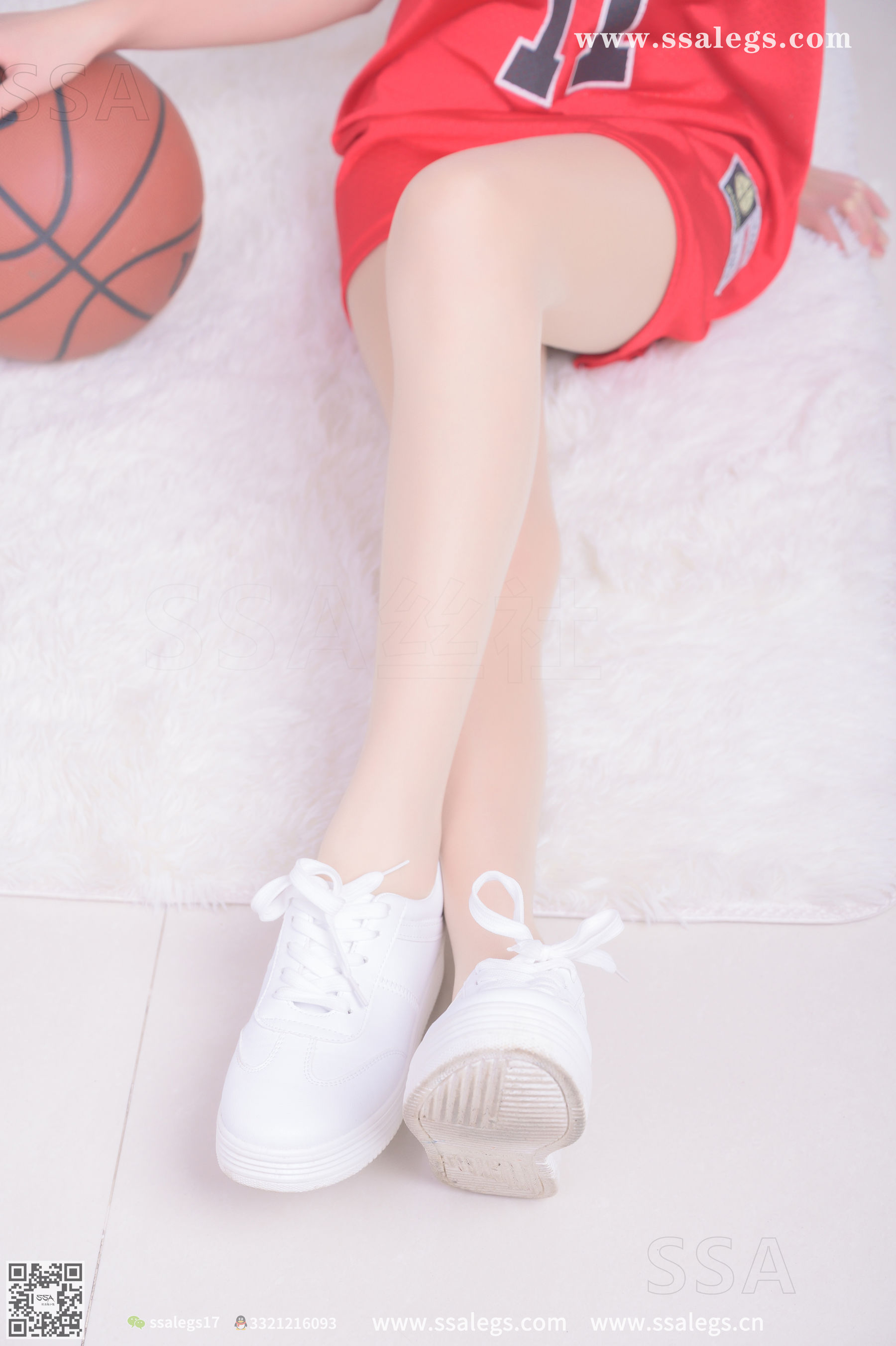 SSA Silk Club Super Clear photo NO.324 Ms. Susu Sister Su Su with a holiday at home to play basketball (top)