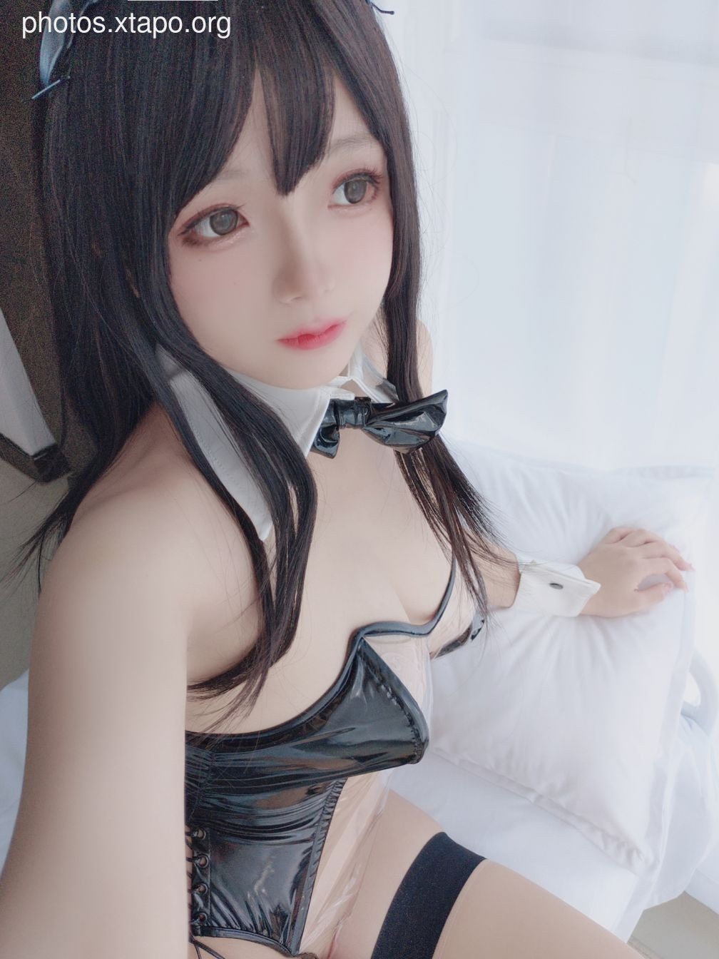 Renai Jiao Transparent Rabbit Girl