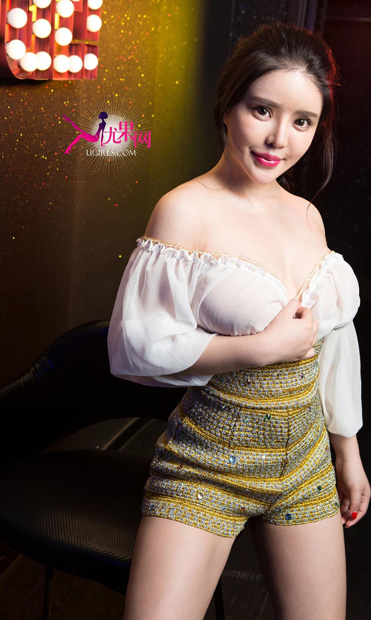 Ni Zixin Flash and Love Love Yuwu Ugirls No.178