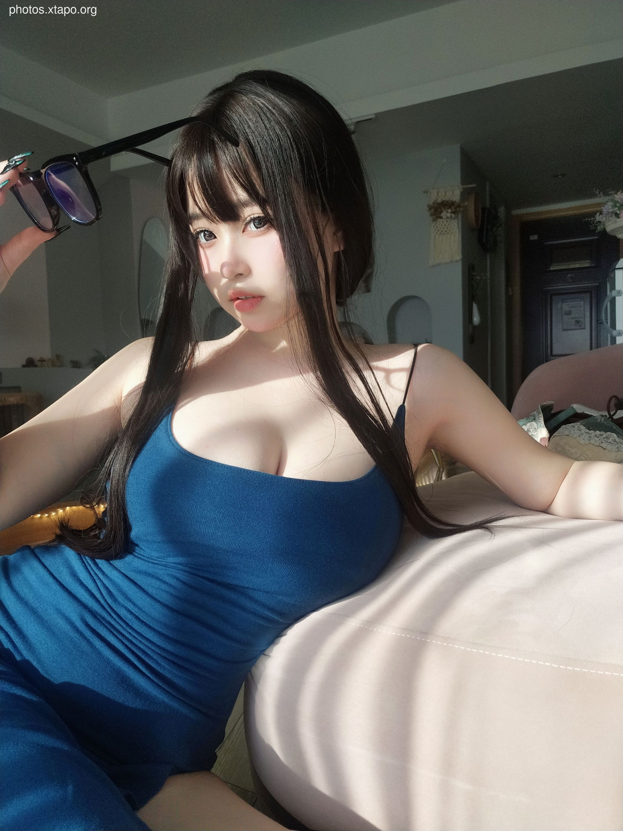 The female lead k Chengliangs sister