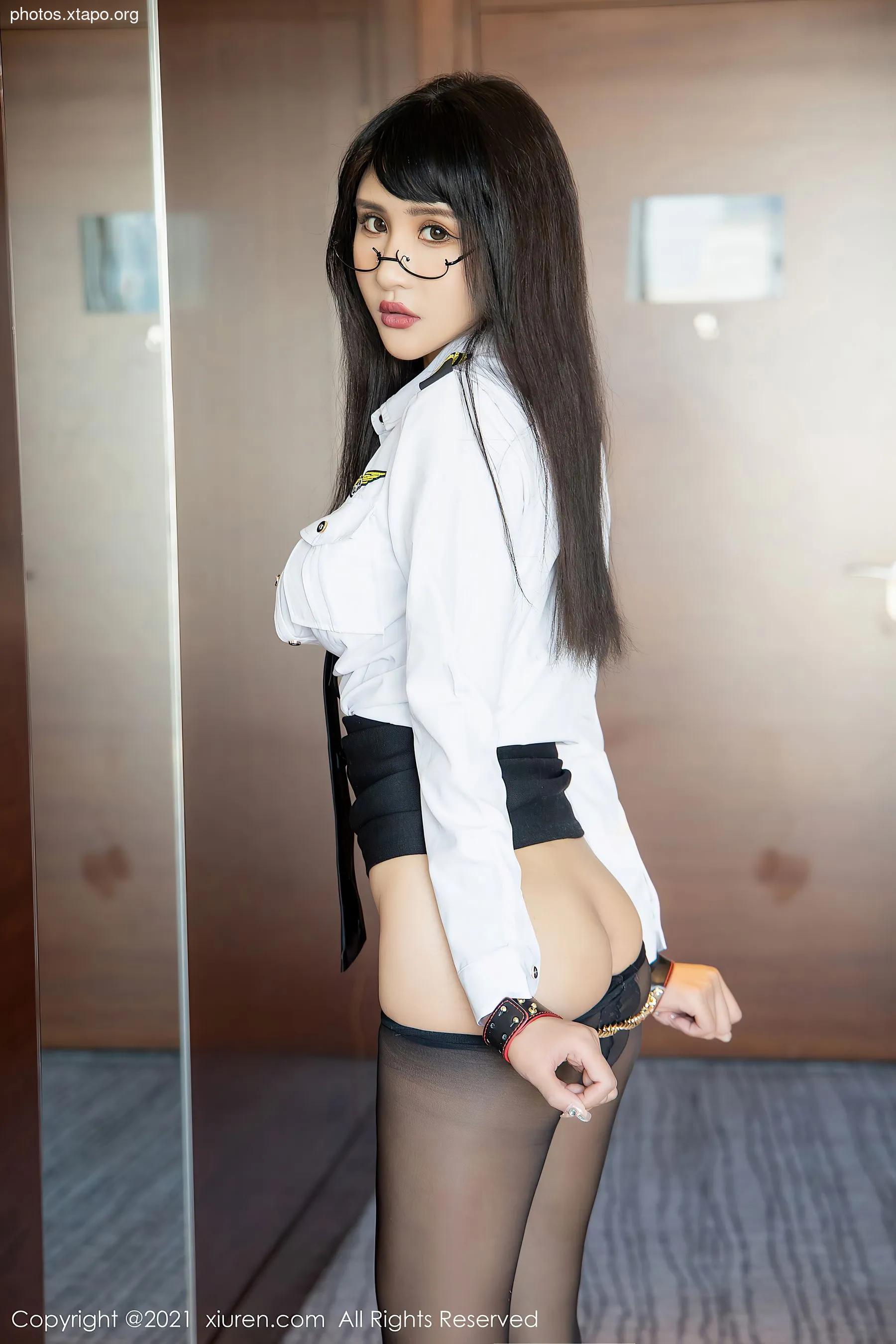 XIUREN 4207 SOLO-Yin Fei