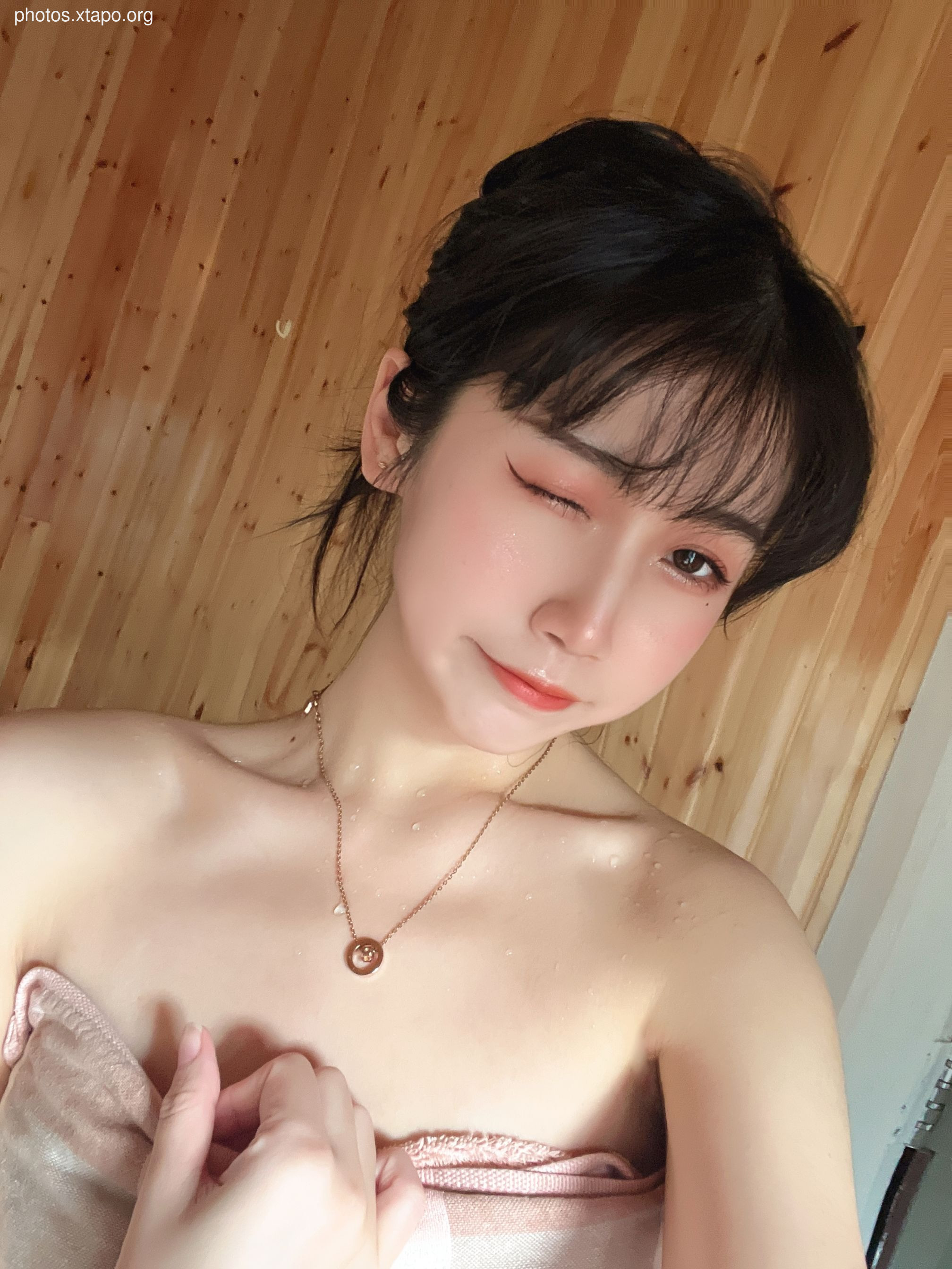 Domestic cat domineering red wife 57p1v-1.77GB