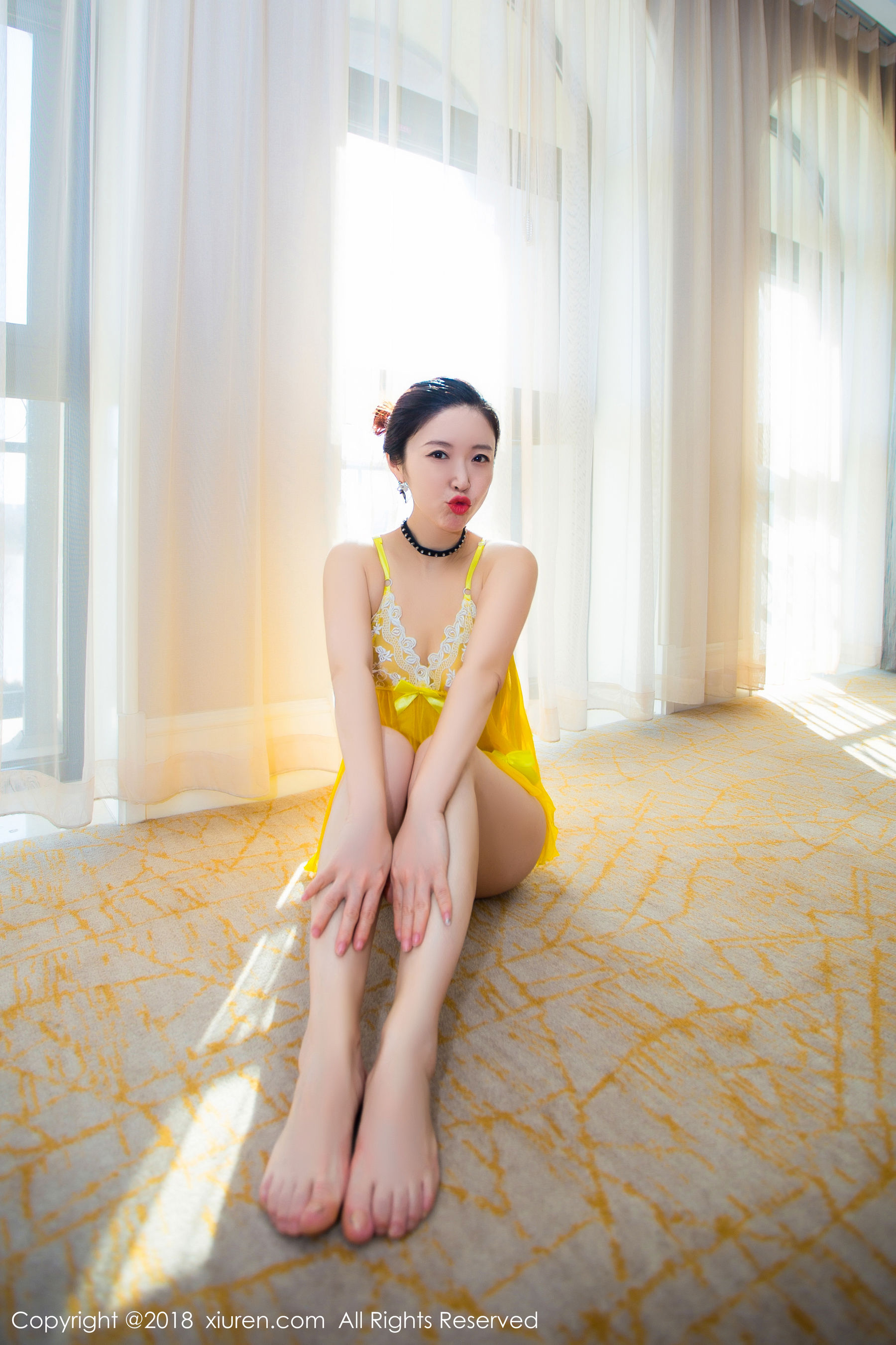 Xixi White Rabbit Maid Wear and Perspective Sling Series Xiuren No.903