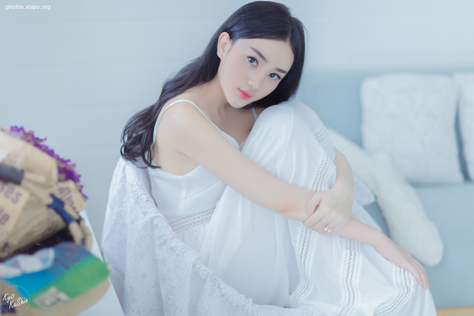 I opened the poem you copied in the past, butterflies dreamy moon The poem was short but not short Going in the middle of the memory kept using the torment