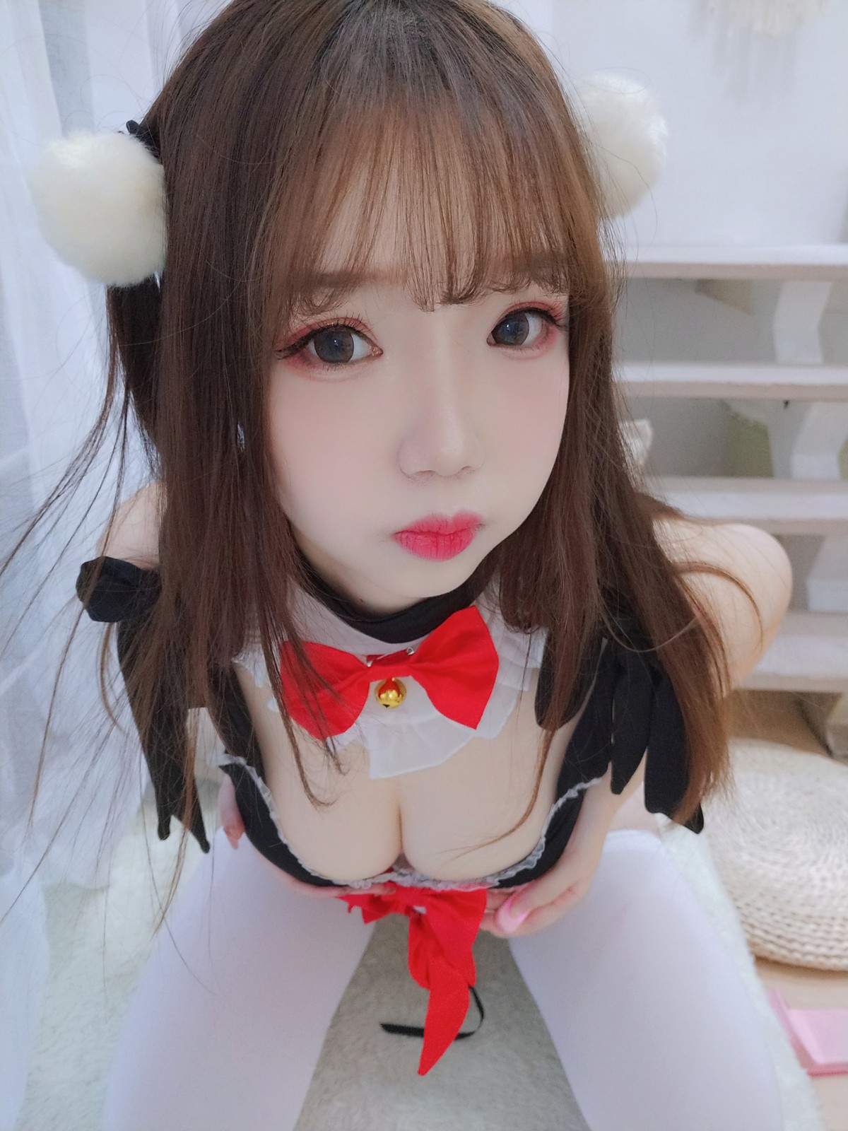 Anime blogger Xueqing ASTRA Lantern Festival Xuebao theme private sexy black underwear with white stockings show perfect body temptation photo 60p